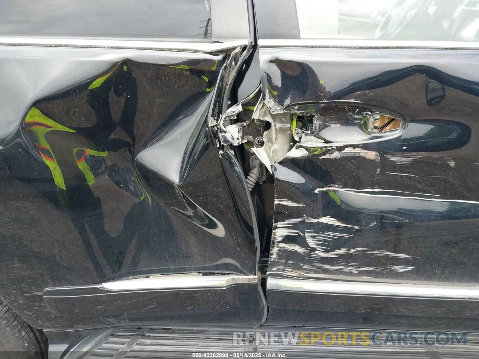 17 fotografías del automóvil dañado JTJBM7FX1K5225329 LEXUS GX 460 2019