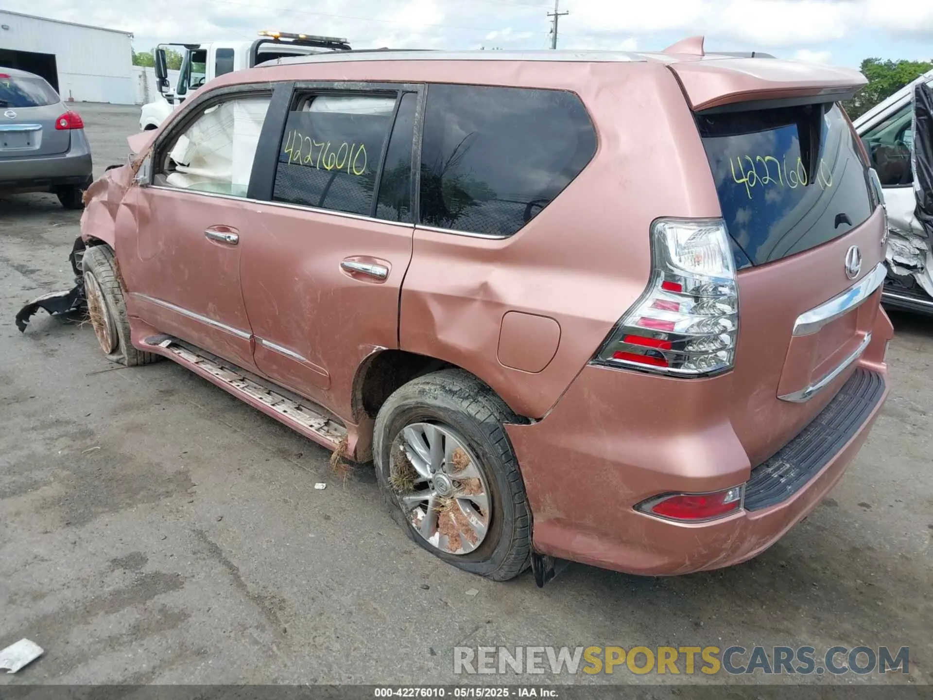 3 fotografías del automóvil dañado JTJBM7FX1K5235388 LEXUS GX 460 2019