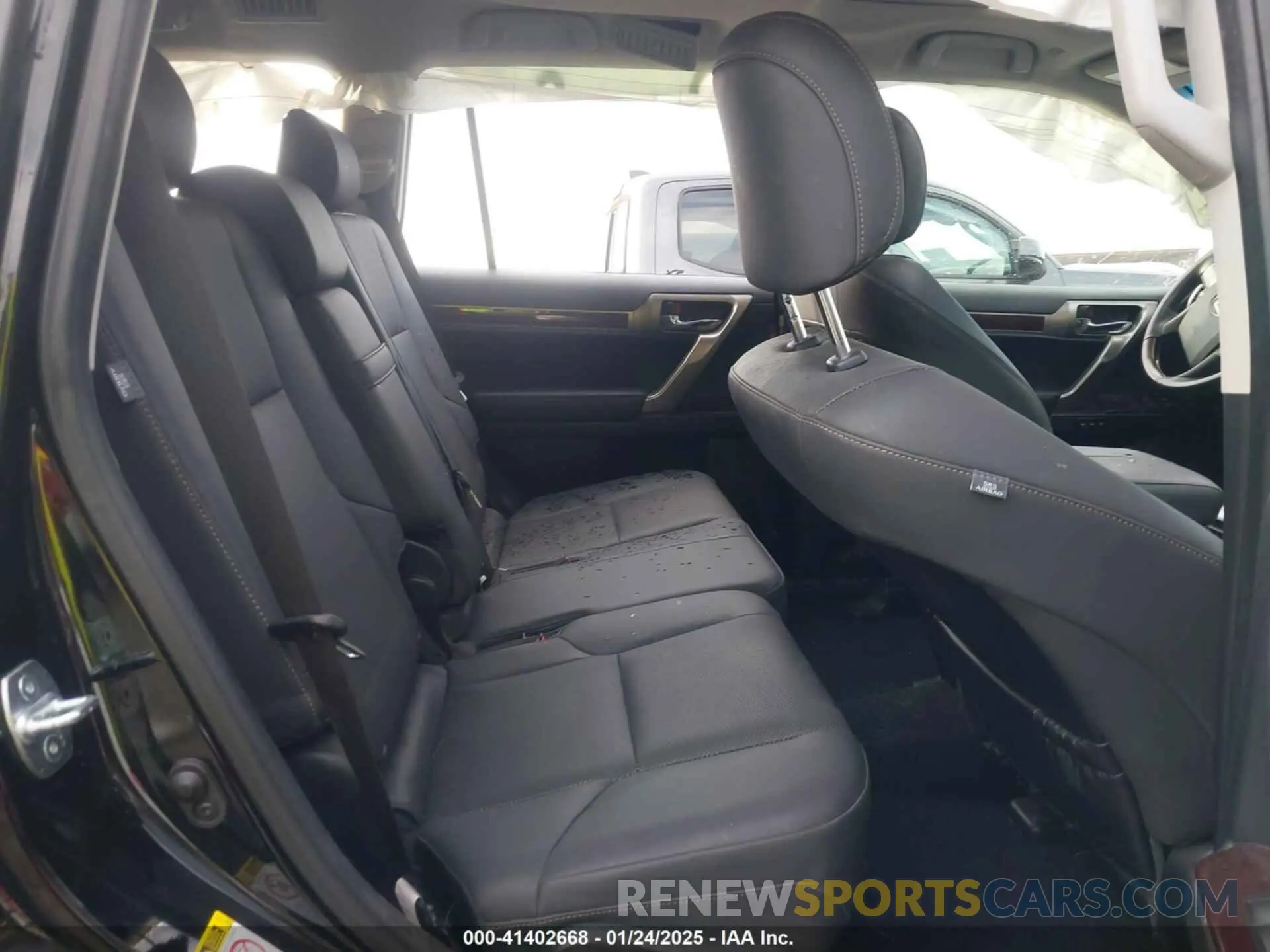 8 fotografías del automóvil dañado JTJBM7FX2K5225811 LEXUS GX 460 2019