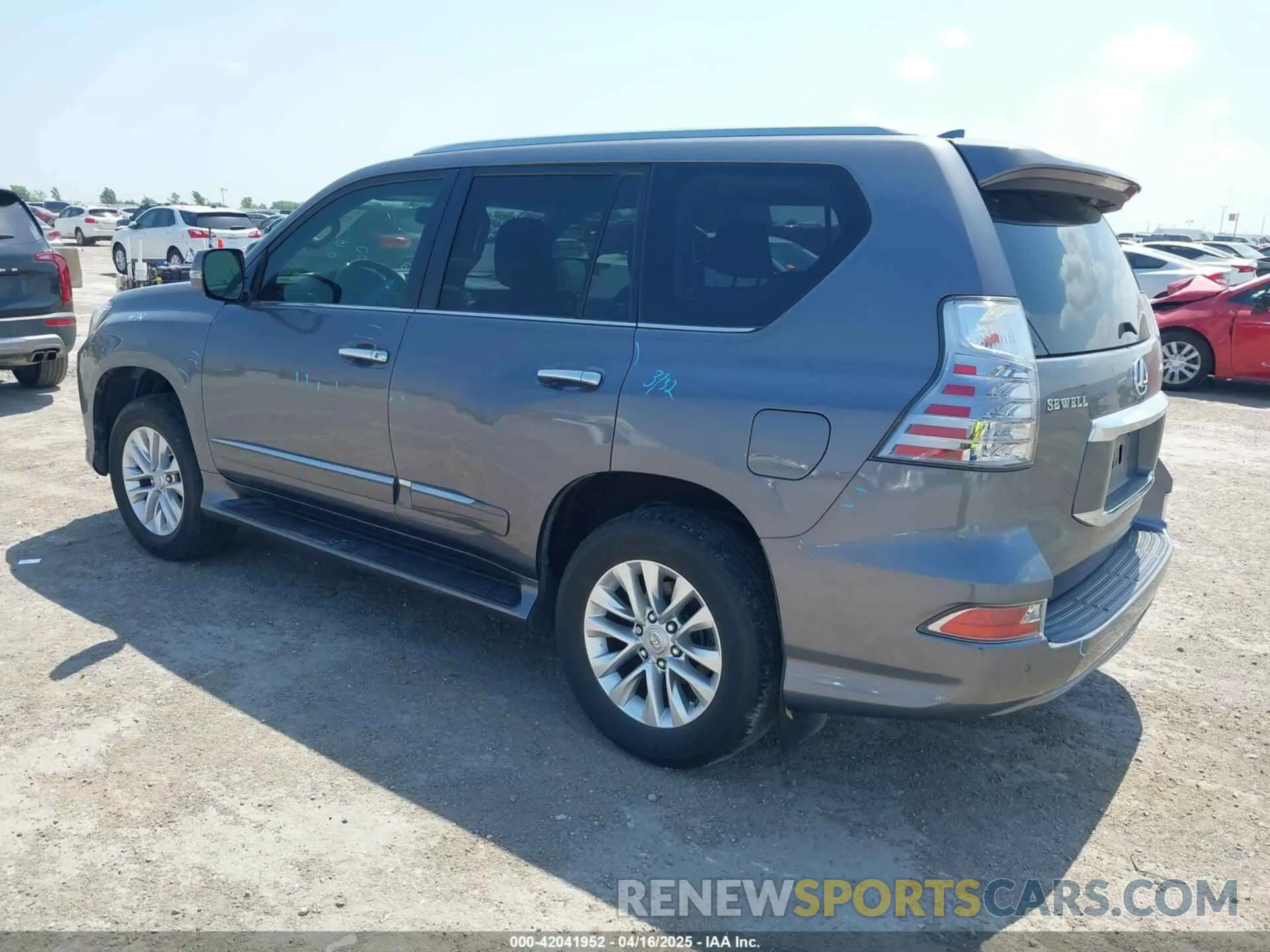 3 fotografías del automóvil dañado JTJBM7FX3K5222495 LEXUS GX 460 2019