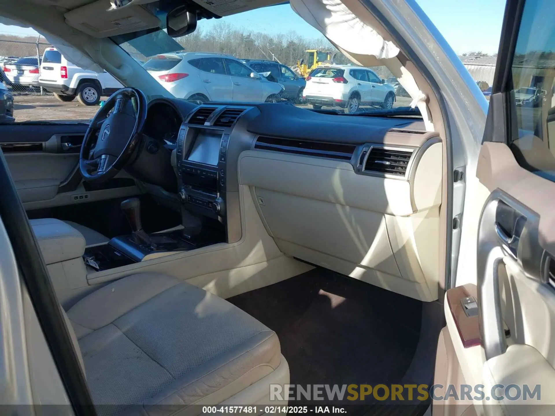 5 fotografías del automóvil dañado JTJBM7FX5K5211143 LEXUS GX 460 2019