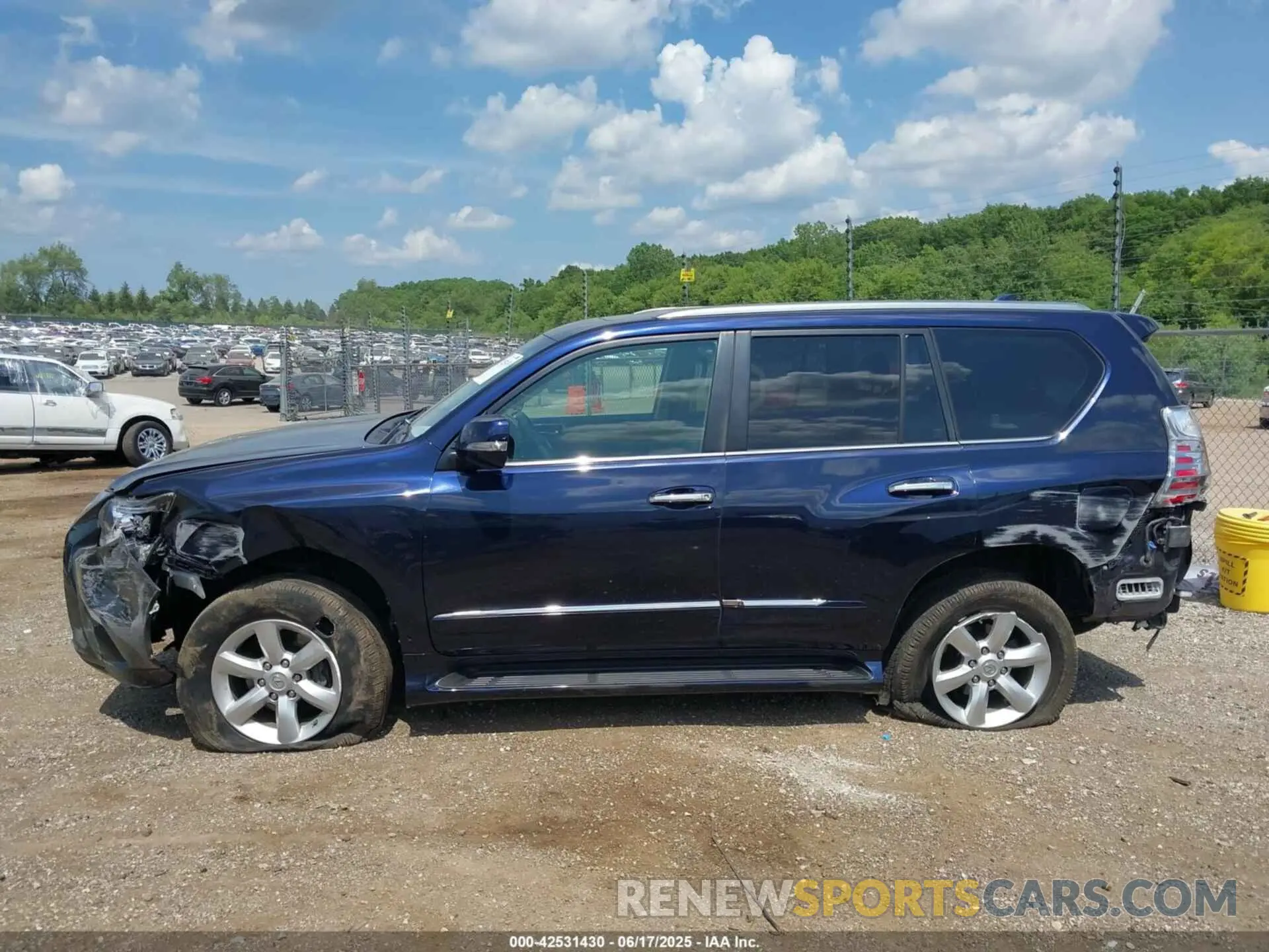 14 fotografías del automóvil dañado JTJBM7FX6K5228727 LEXUS GX 460 2019