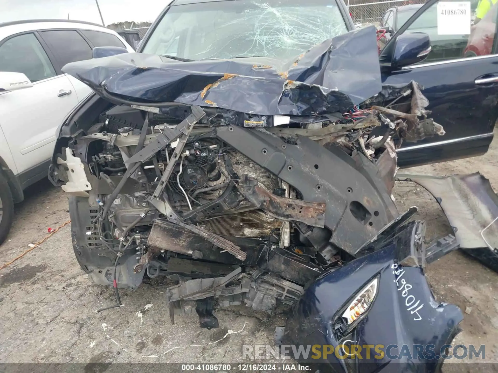 12 fotografías del automóvil dañado JTJBM7FX8K5215090 LEXUS GX 460 2019
