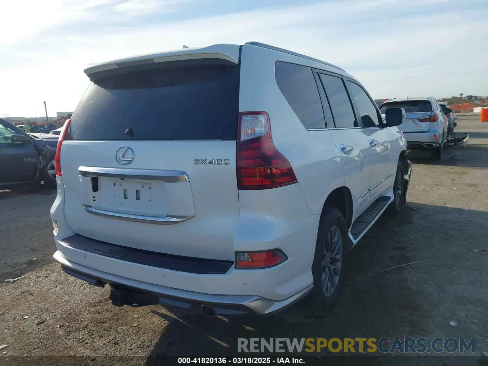 4 fotografías del automóvil dañado JTJBM7FX8K5216952 LEXUS GX 460 2019