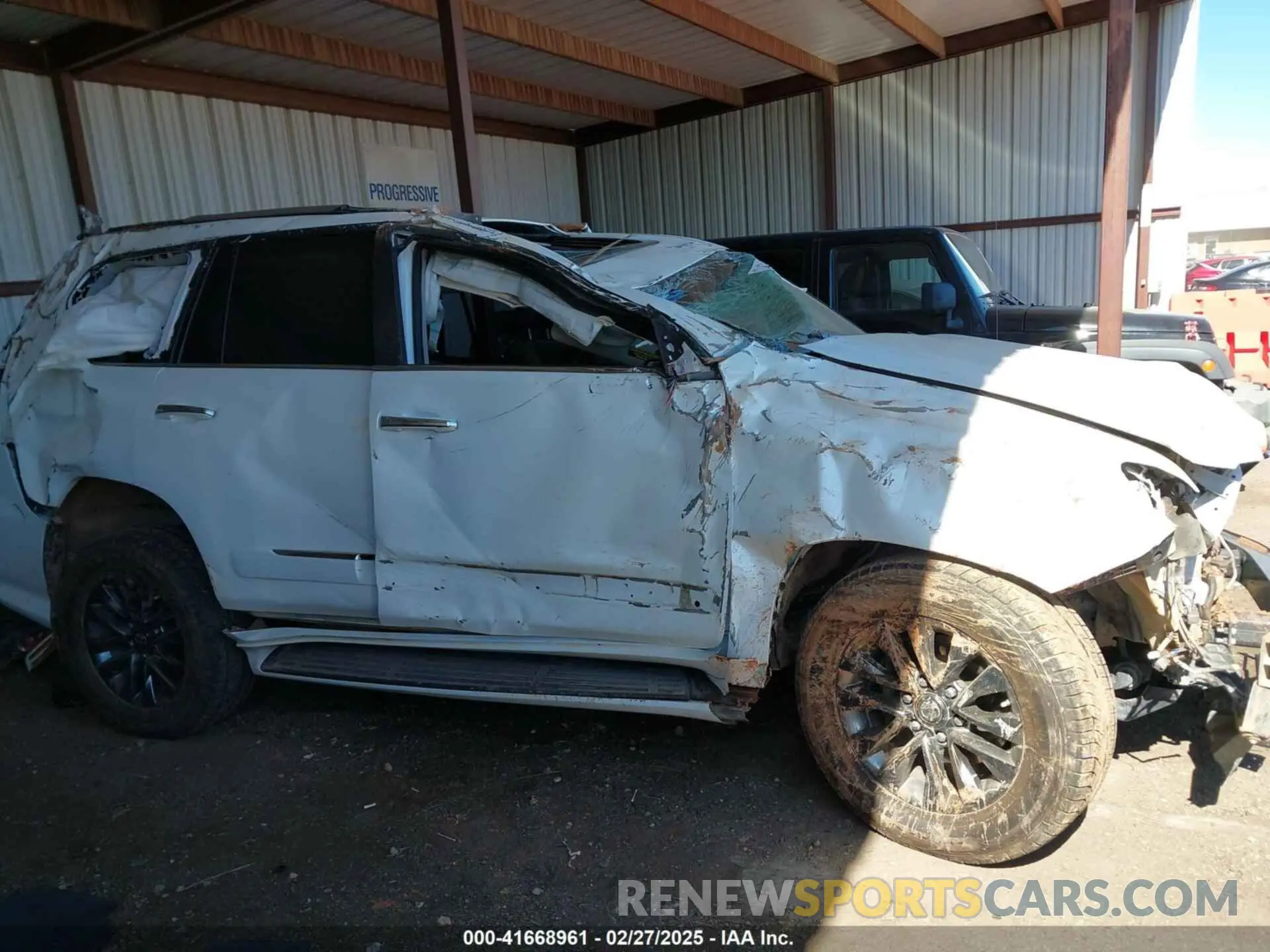 14 fotografías del automóvil dañado JTJBM7FX8K5235114 LEXUS GX 460 2019