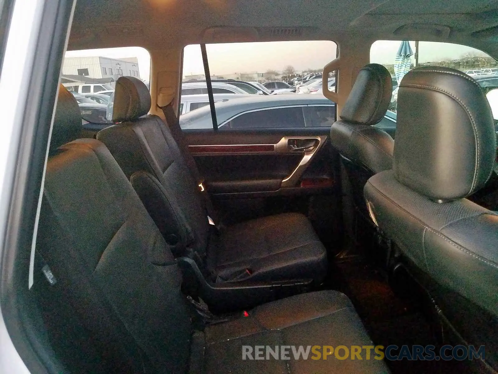 6 fotografías del automóvil dañado JTJBM7FX9K5213946 LEXUS GX 460 2019