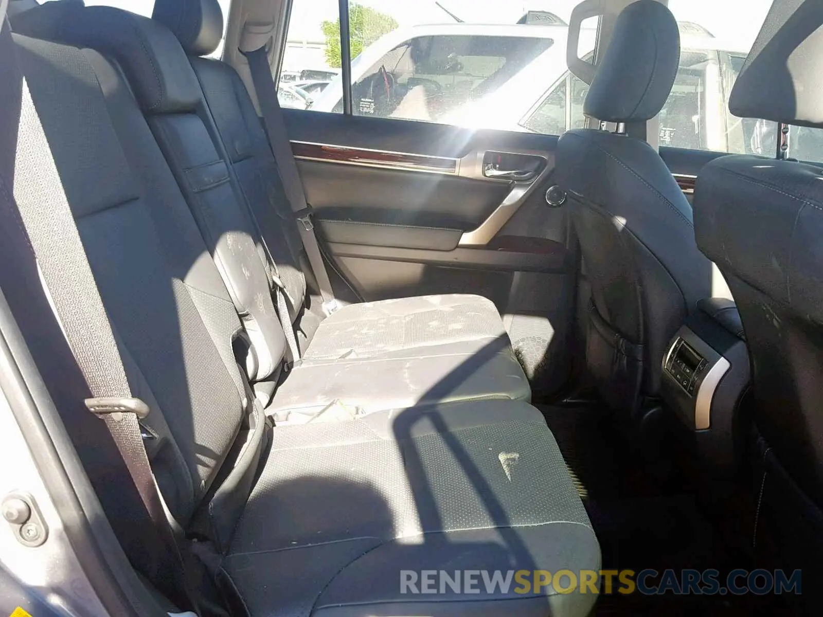 6 fotografías del automóvil dañado JTJJM7FX9K5213229 LEXUS GX 460 2019