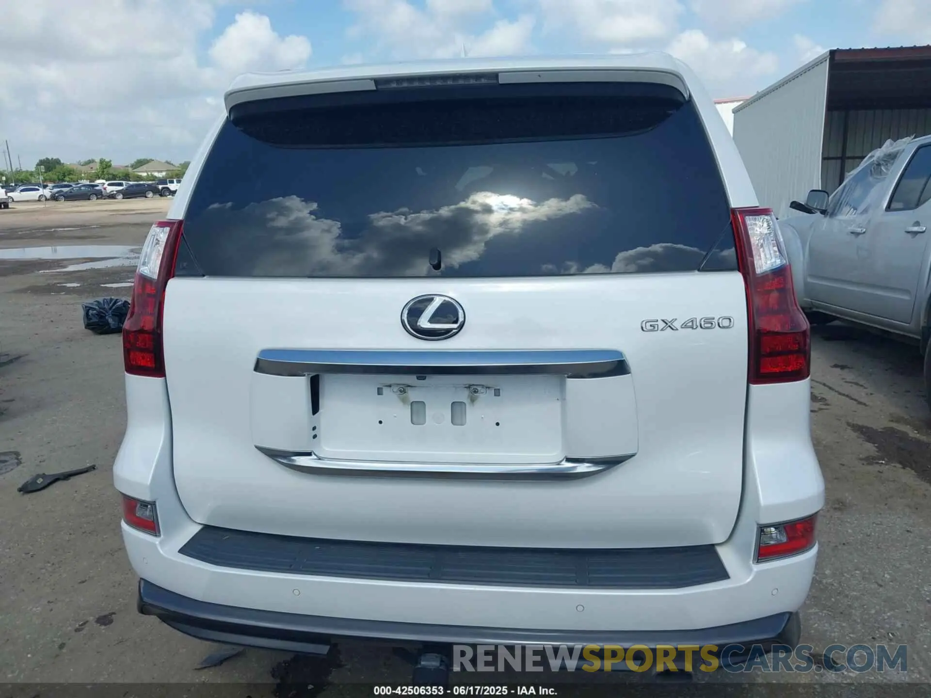 17 fotografías del automóvil dañado JTJAM7BX3L5246847 LEXUS GX 460 2020
