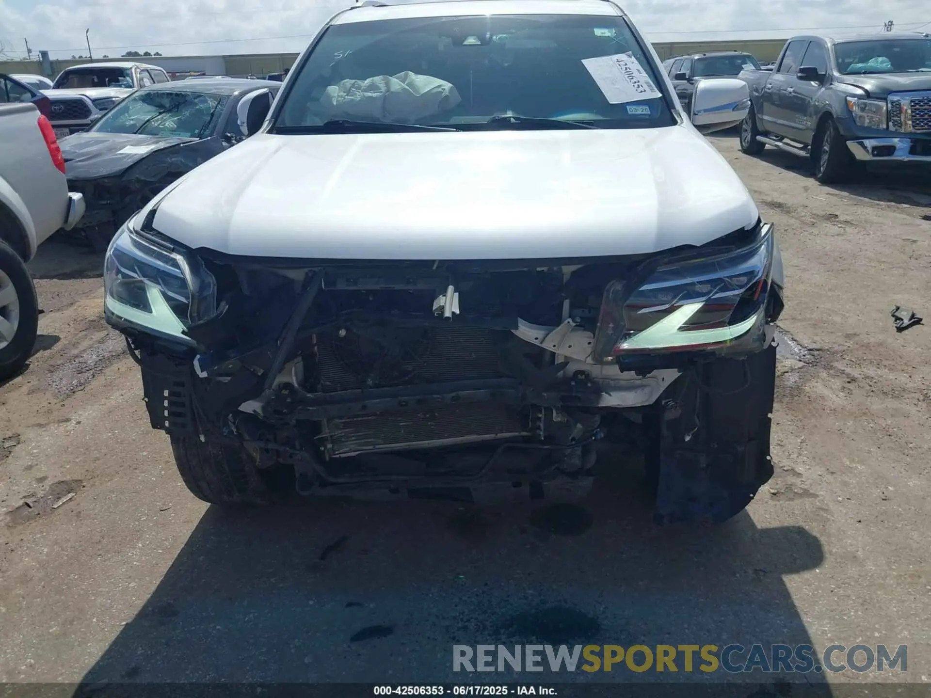6 fotografías del automóvil dañado JTJAM7BX3L5246847 LEXUS GX 460 2020