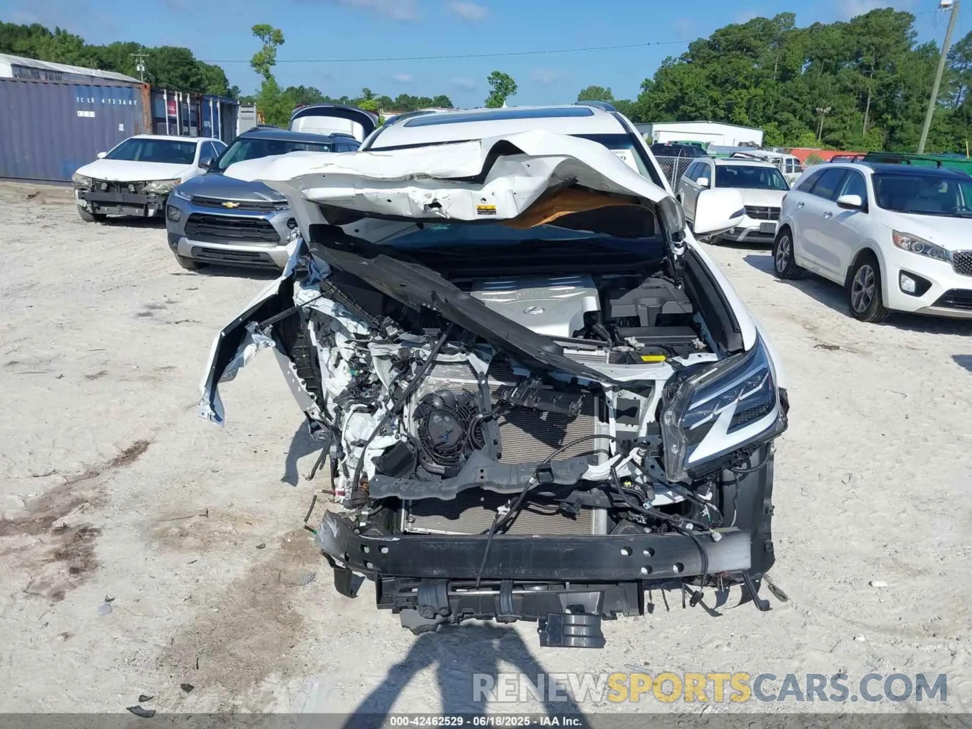 12 fotografías del automóvil dañado JTJAM7BX0M5302132 LEXUS GX 460 2021