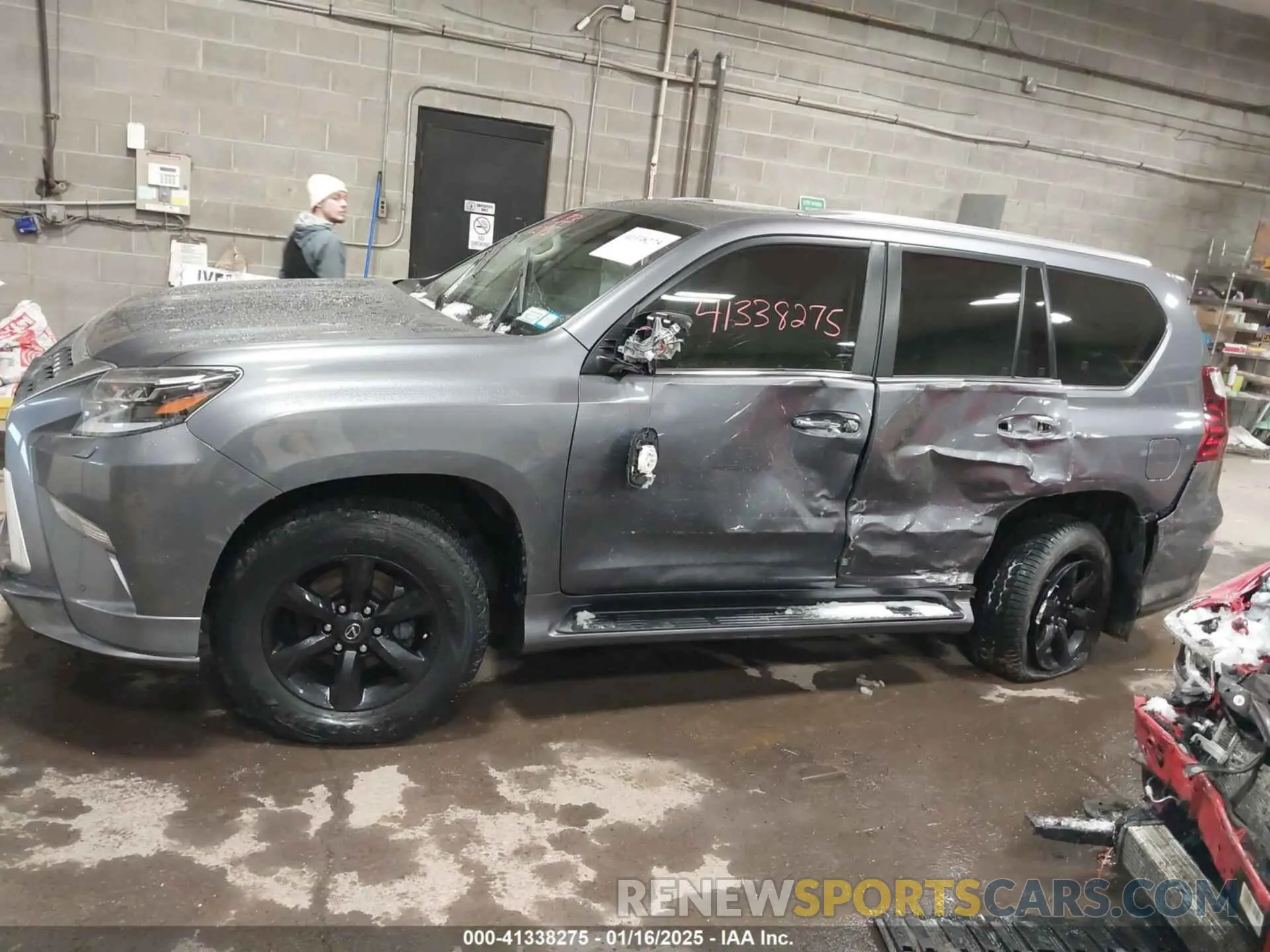 14 fotografías del automóvil dañado JTJAM7BX2M5272146 LEXUS GX 460 2021