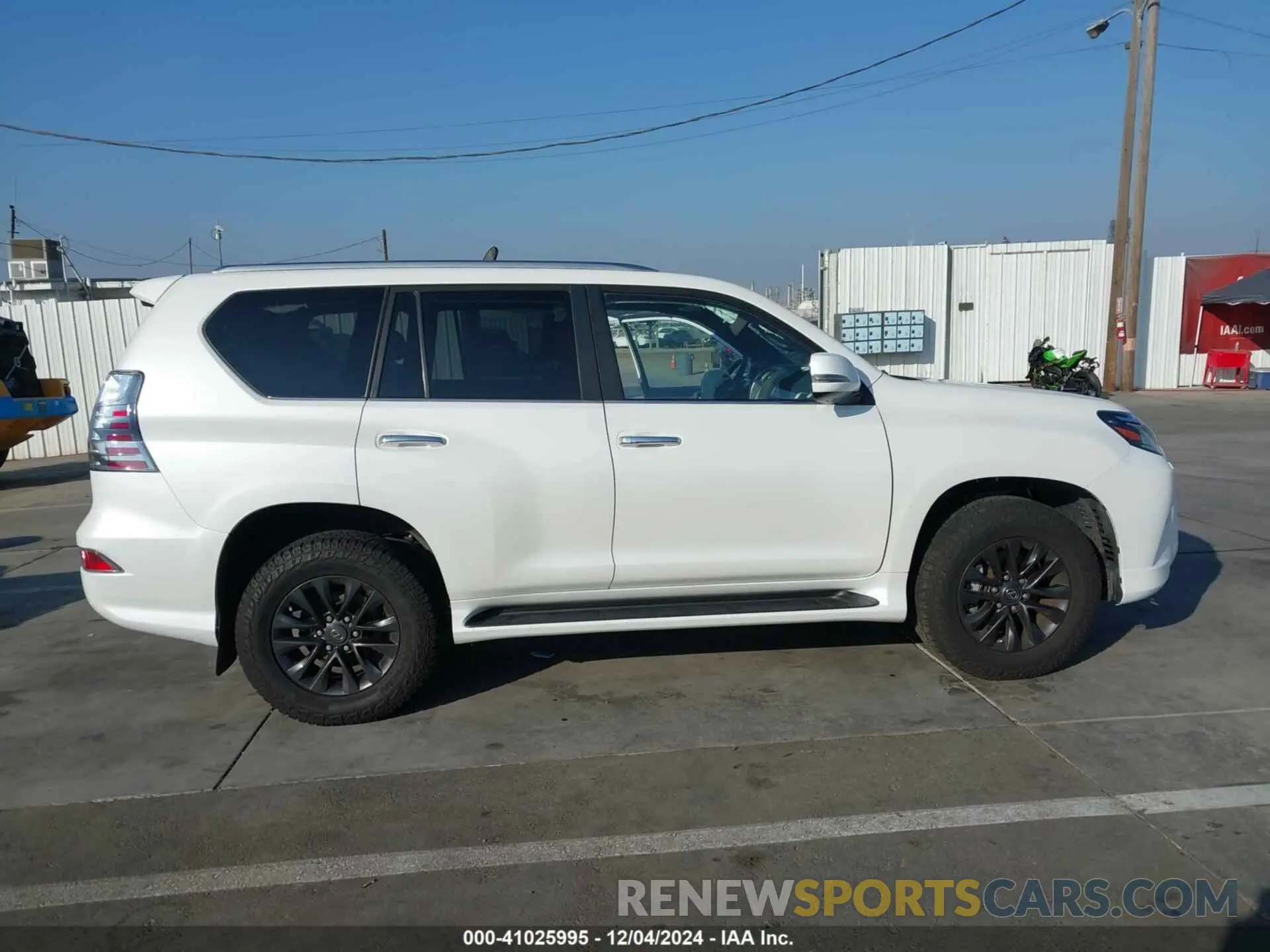 13 fotografías del automóvil dañado JTJAM7BX5M5287983 LEXUS GX 460 2021