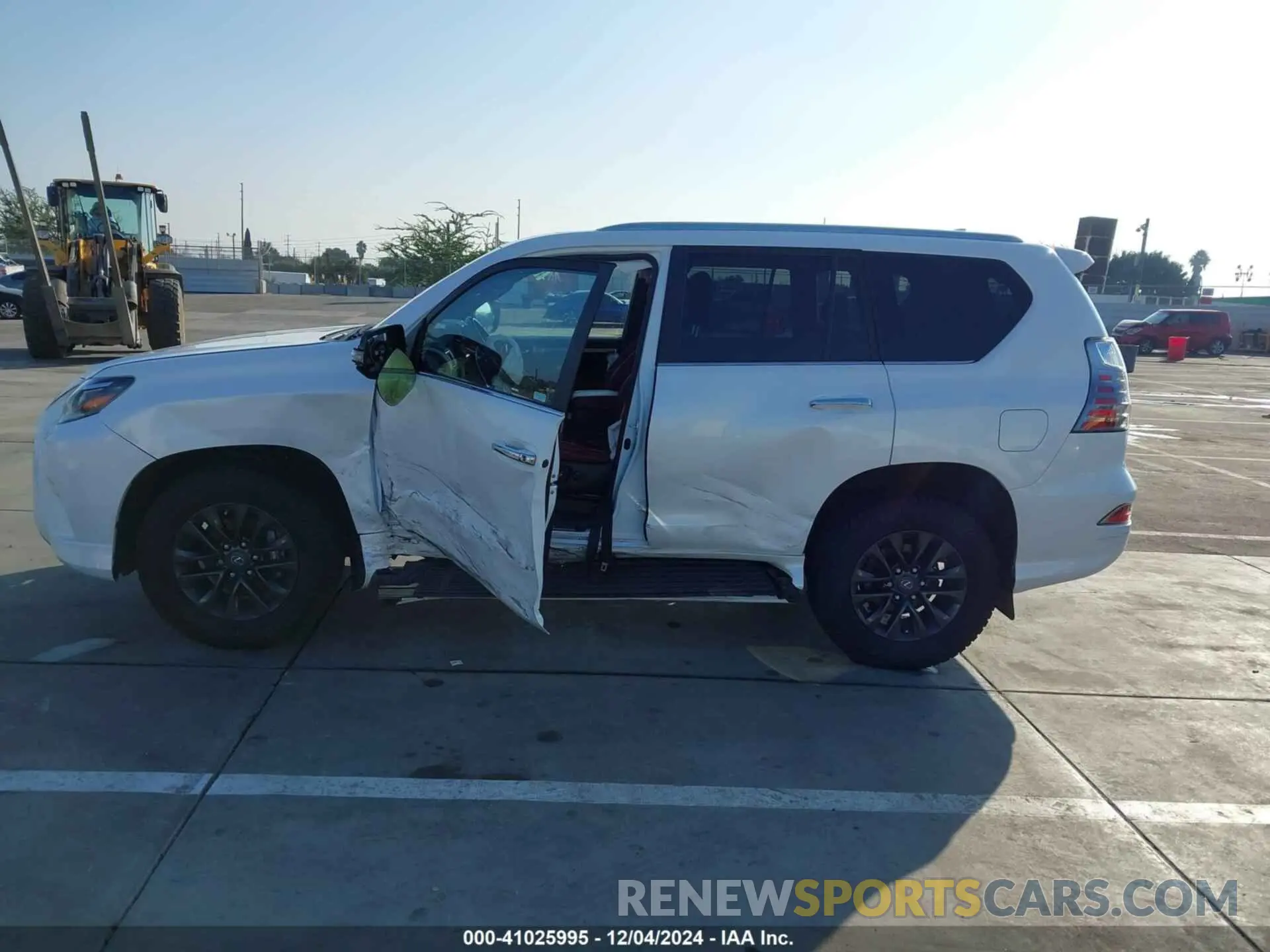 14 fotografías del automóvil dañado JTJAM7BX5M5287983 LEXUS GX 460 2021