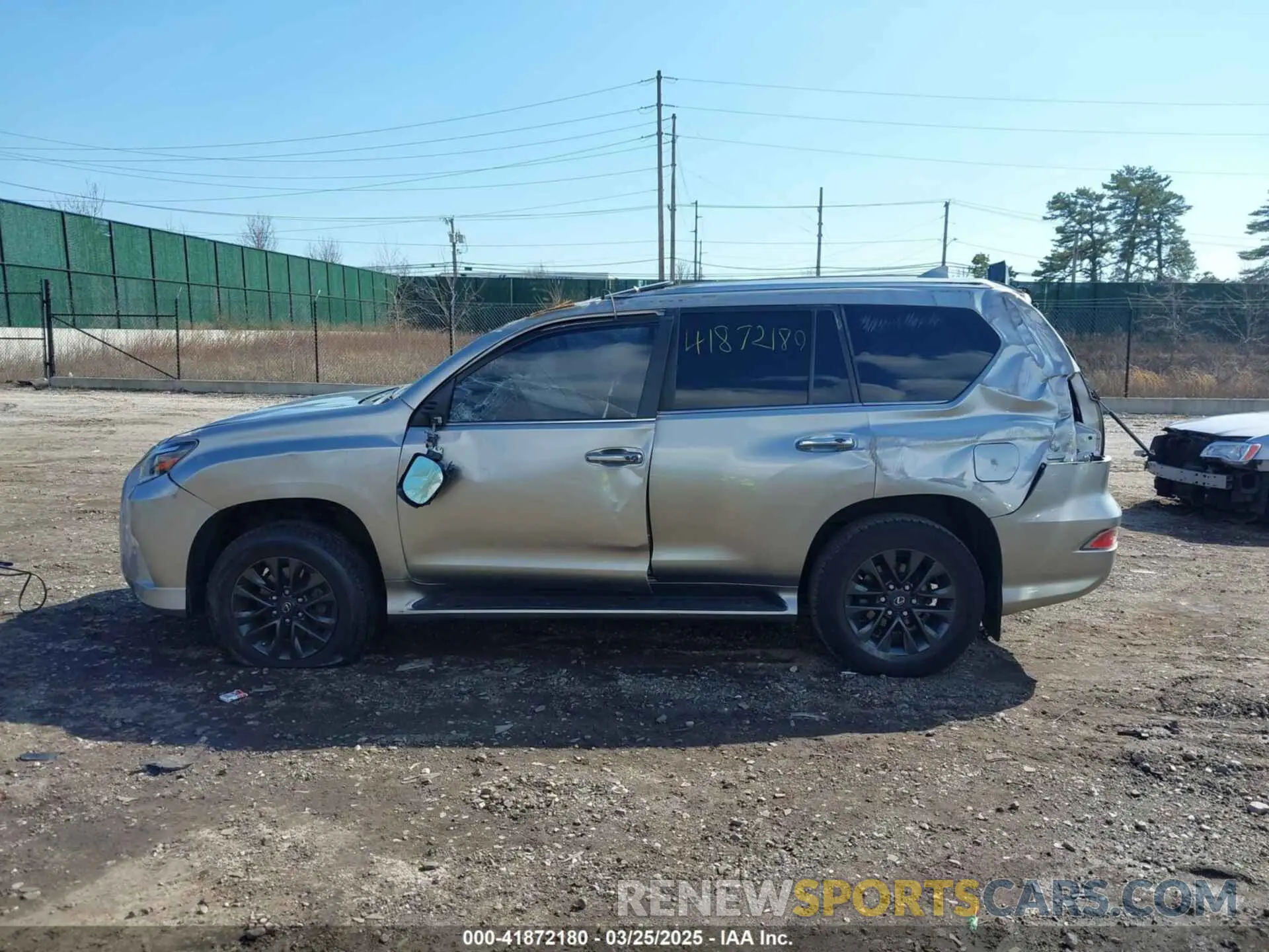 14 fotografías del automóvil dañado JTJAM7BX6M5291573 LEXUS GX 460 2021