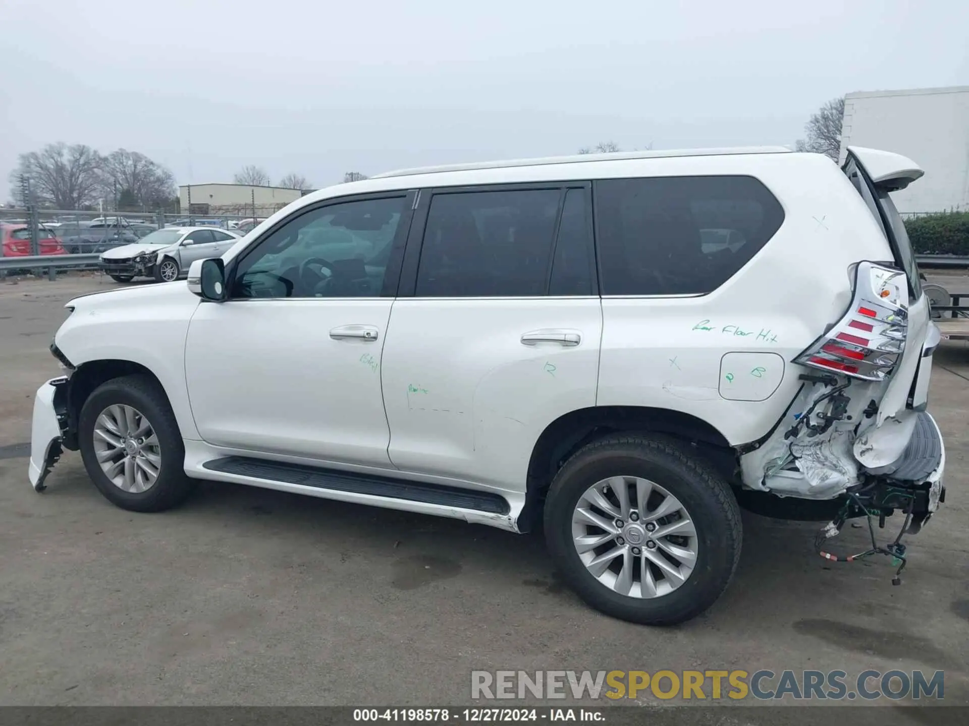 14 fotografías del automóvil dañado JTJAM7BX1N5324075 LEXUS GX 460 2022