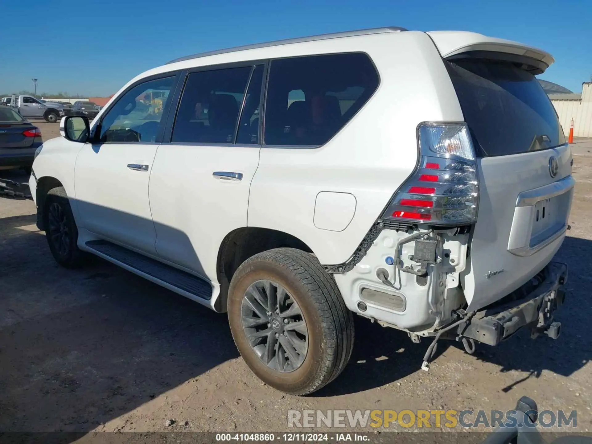 3 fotografías del automóvil dañado JTJAM7BX1N5336470 LEXUS GX 460 2022
