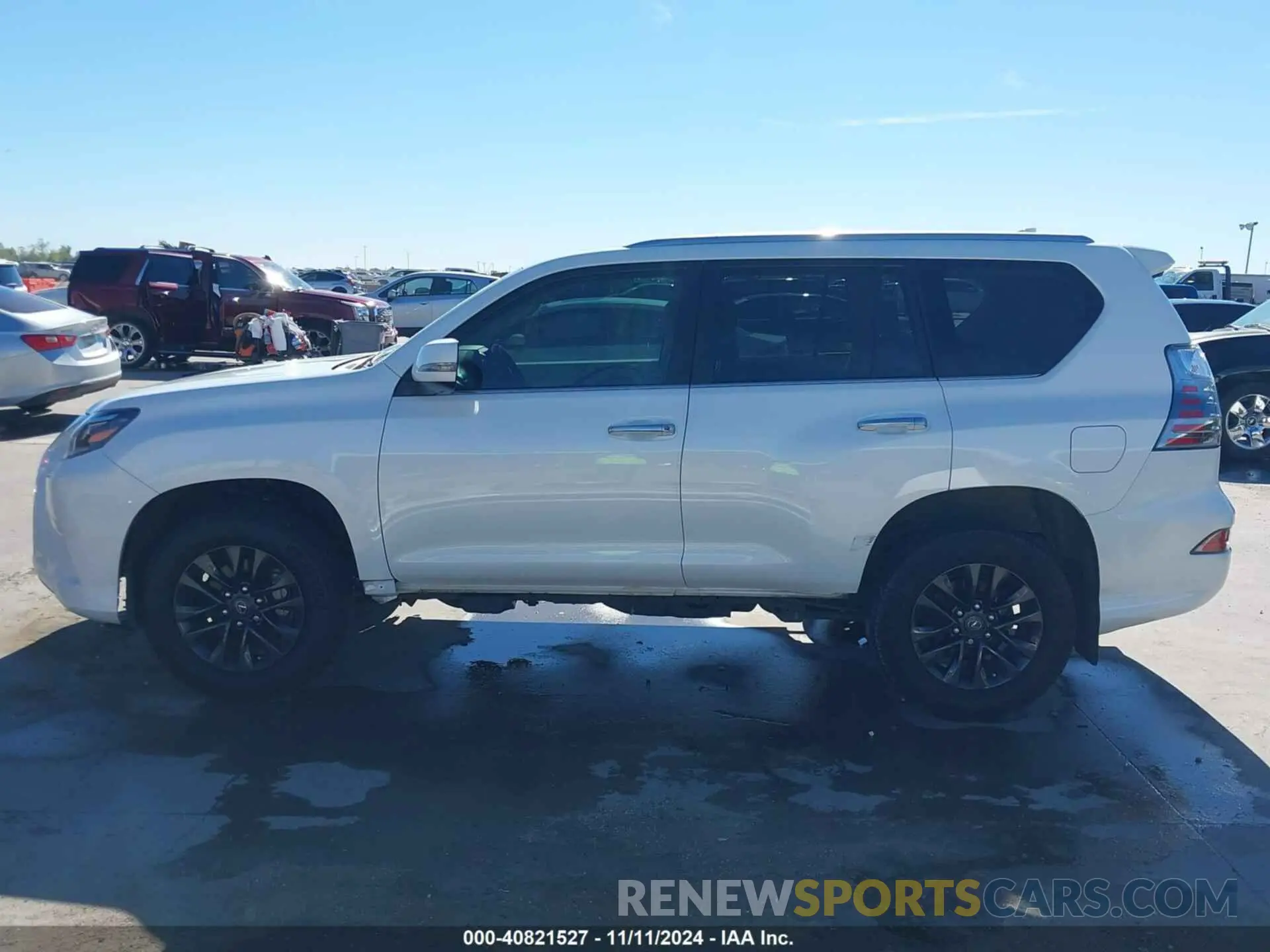 15 fotografías del automóvil dañado JTJAM7BX5N5337296 LEXUS GX 460 2022