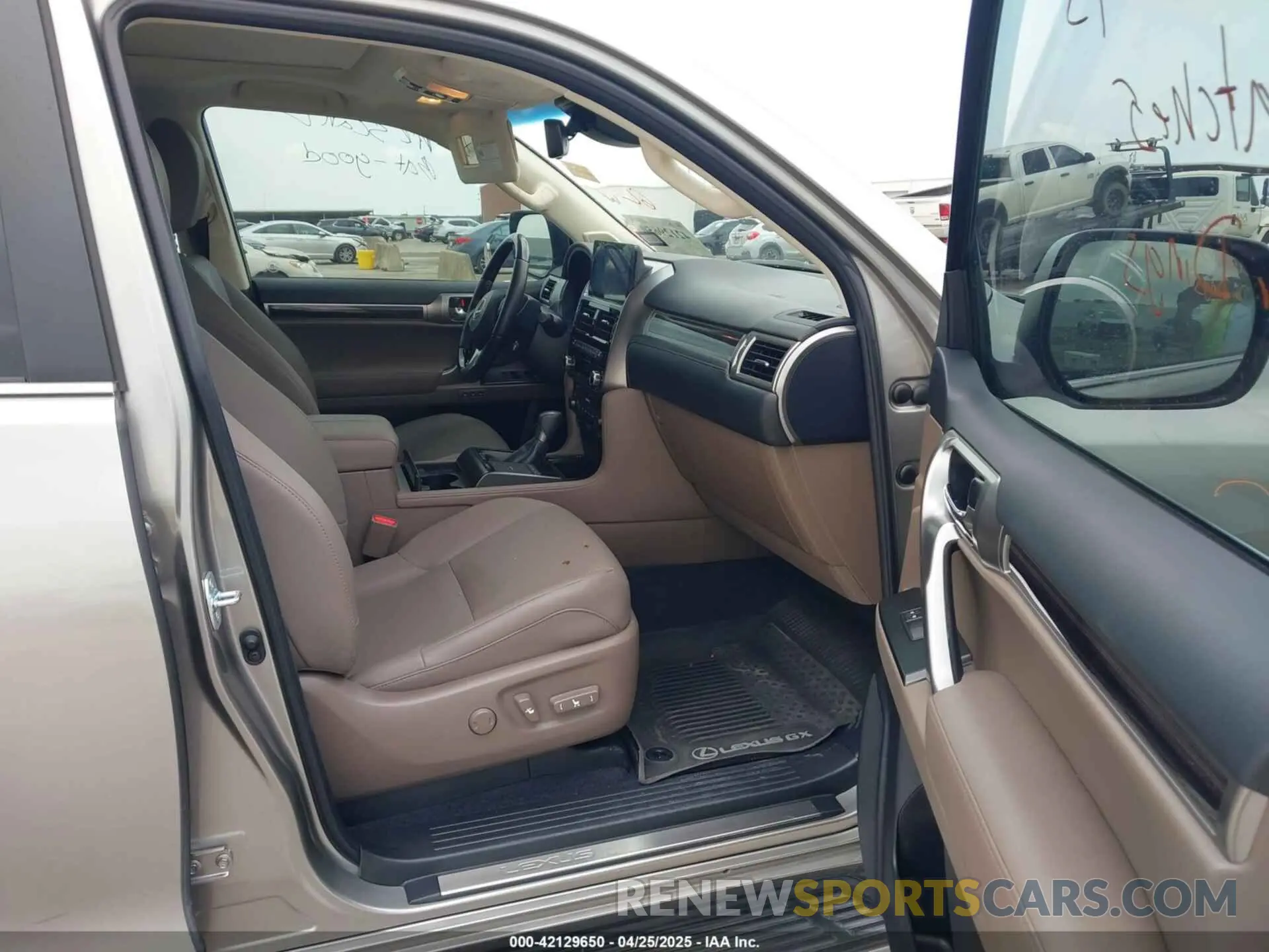 5 fotografías del automóvil dañado JTJAM7BX9N5325314 LEXUS GX 460 2022