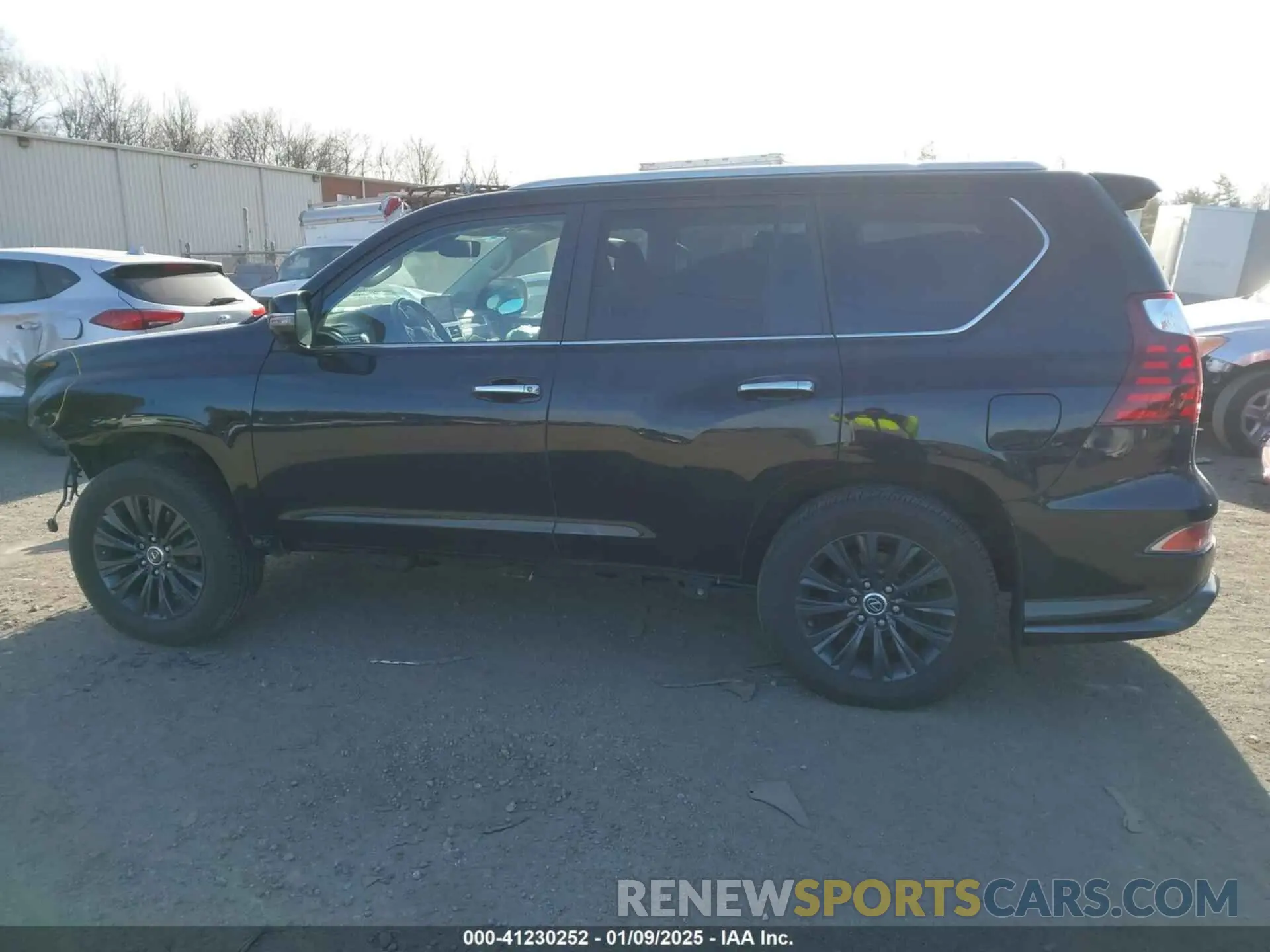 14 fotografías del automóvil dañado JTJGM7BX9N5312069 LEXUS GX 460 2022