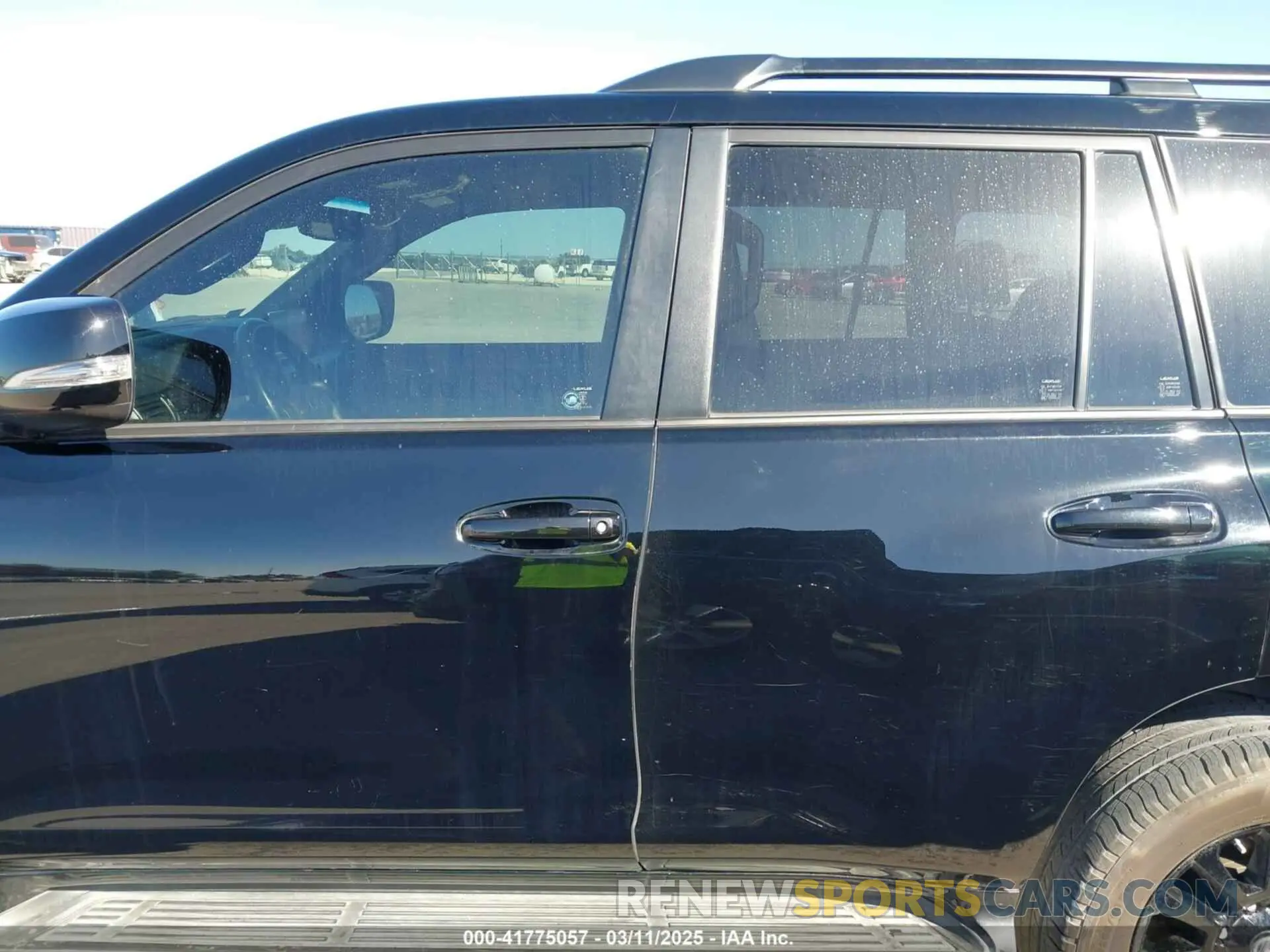 15 fotografías del automóvil dañado JTJKM7BX9N5311062 LEXUS GX 460 2022