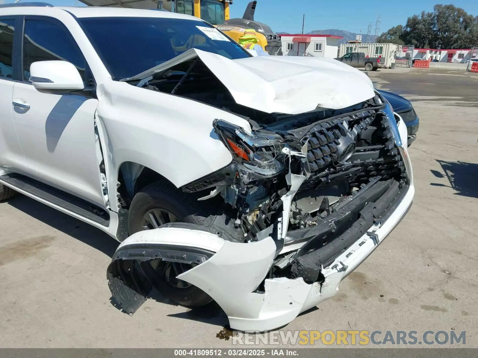 17 fotografías del automóvil dañado JTJAM7BX0P5372248 LEXUS GX 460 2023