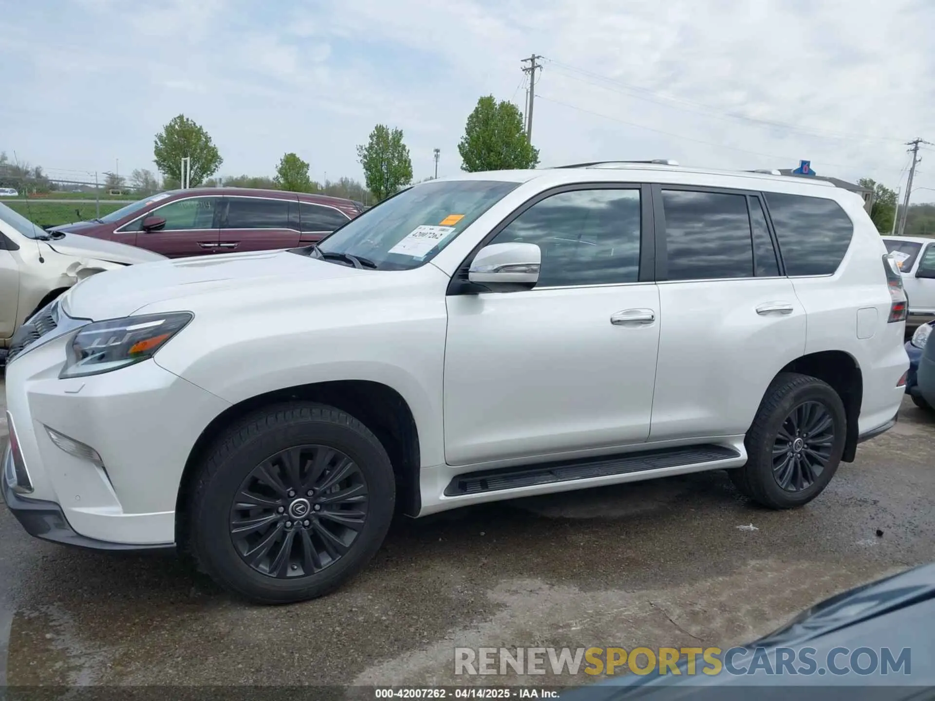 14 fotografías del automóvil dañado JTJAM7BX2P5350445 LEXUS GX 460 2023