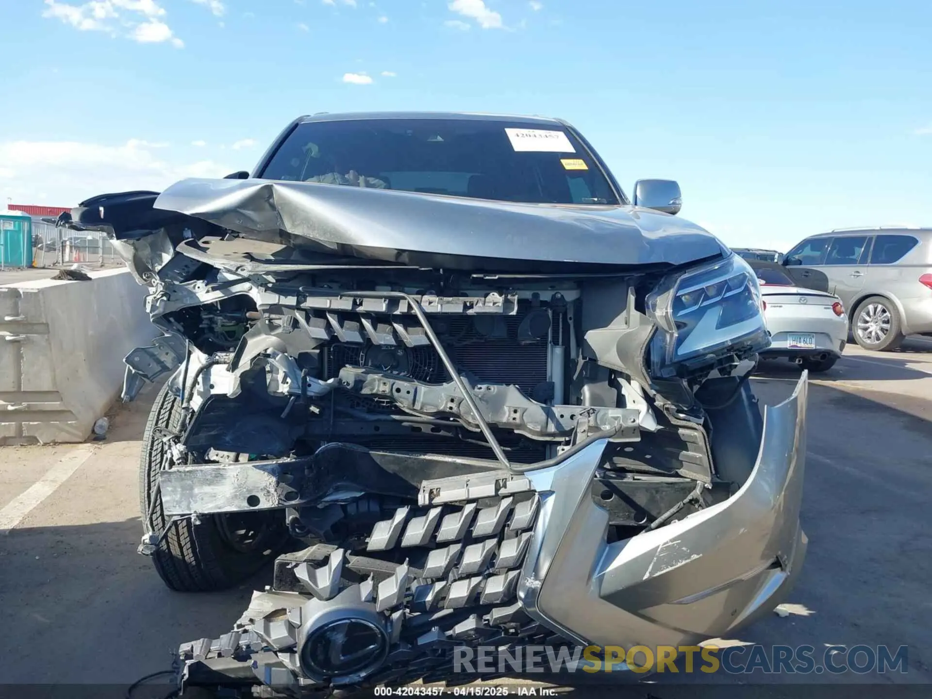 12 fotografías del automóvil dañado JTJAM7BX3P5372275 LEXUS GX 460 2023