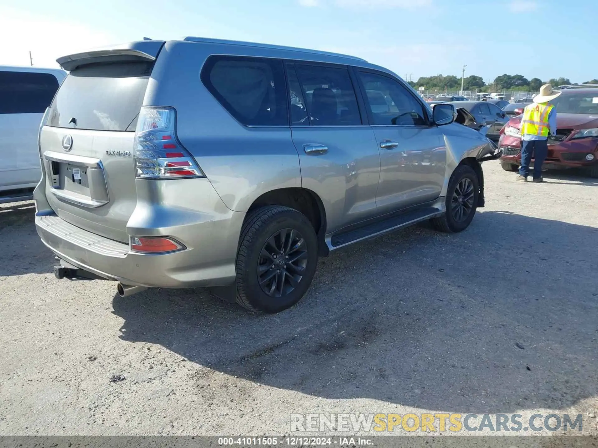 4 fotografías del automóvil dañado JTJAM7BX3P5377492 LEXUS GX 460 2023