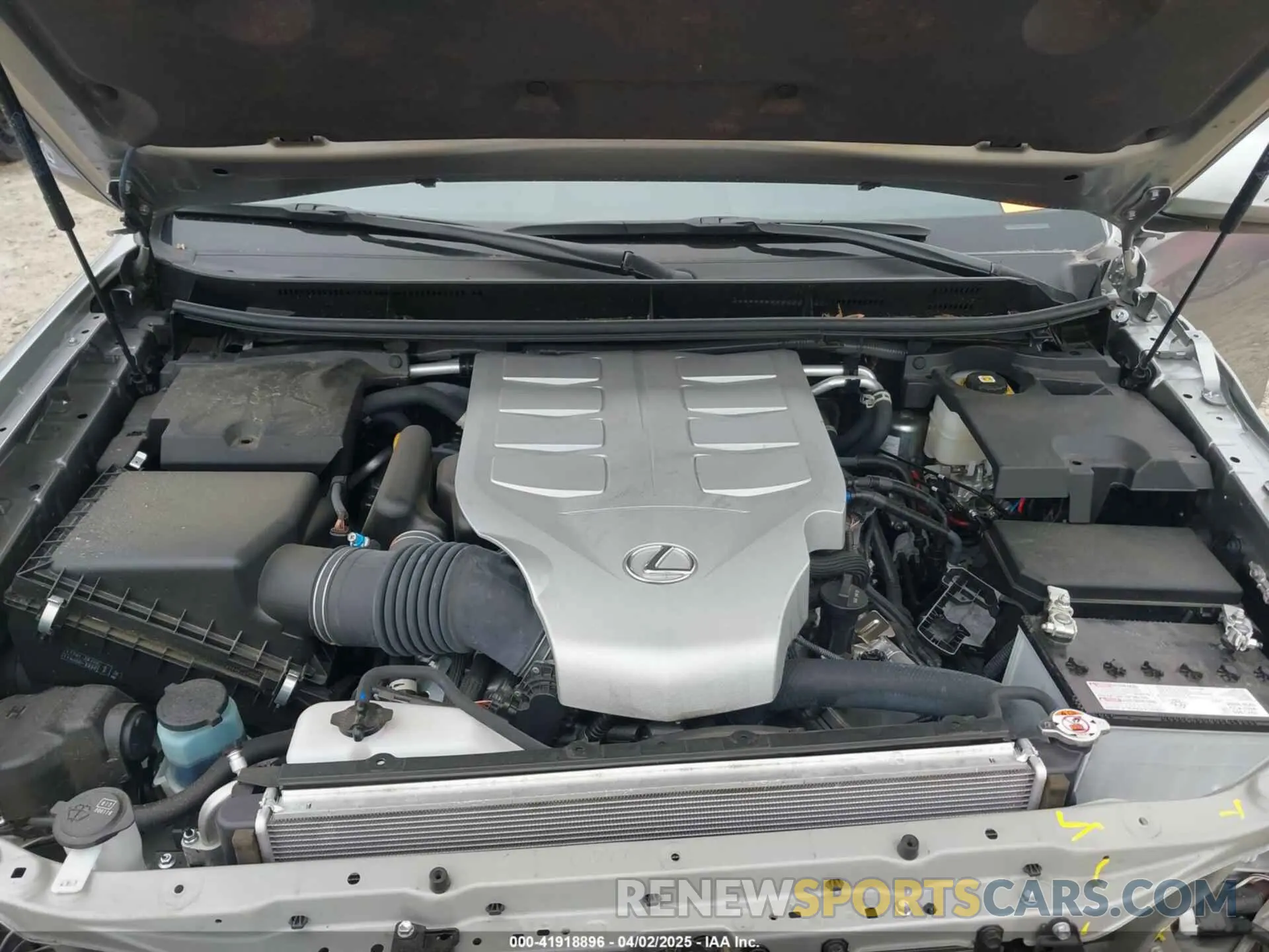 10 fotografías del automóvil dañado JTJAM7BX5P5374450 LEXUS GX 460 2023