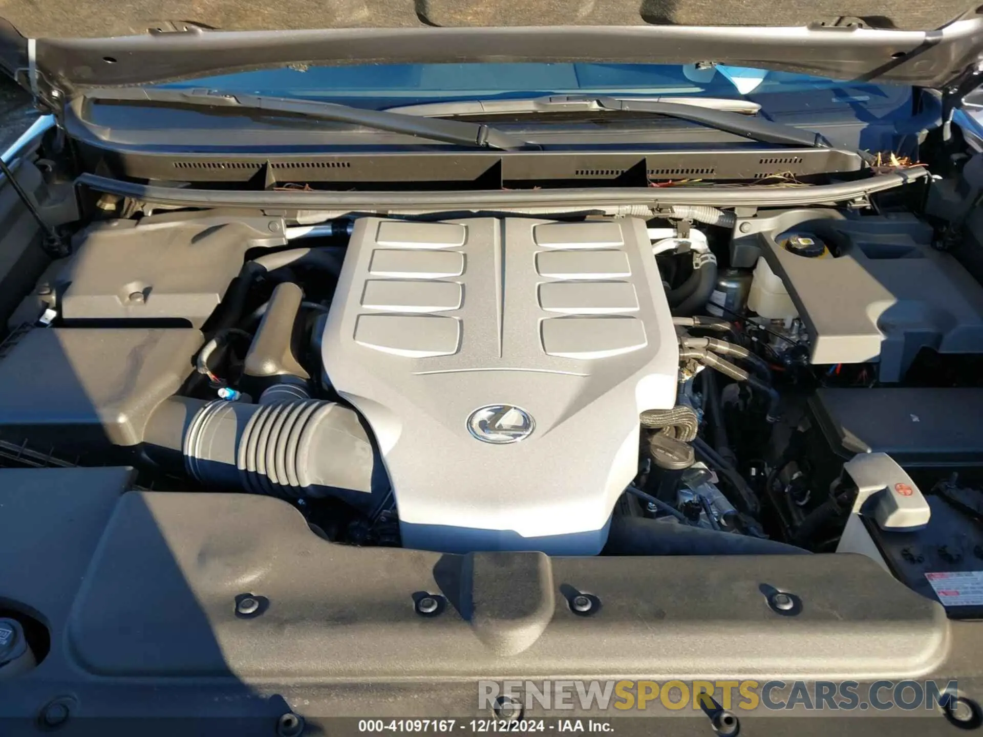 10 fotografías del automóvil dañado JTJAM7BX5P5375937 LEXUS GX 460 2023