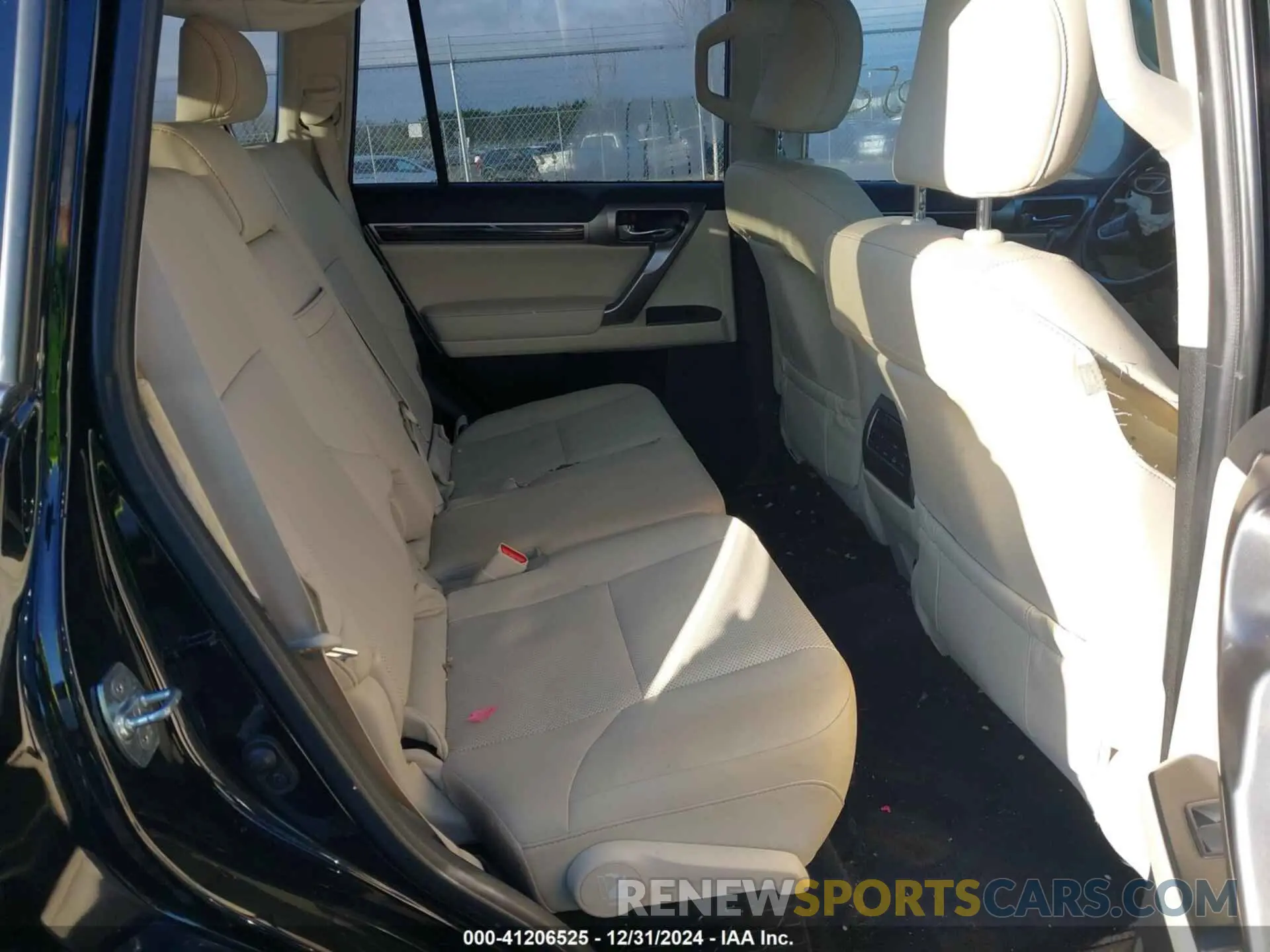 8 fotografías del automóvil dañado JTJAM7BX6P5364025 LEXUS GX 460 2023