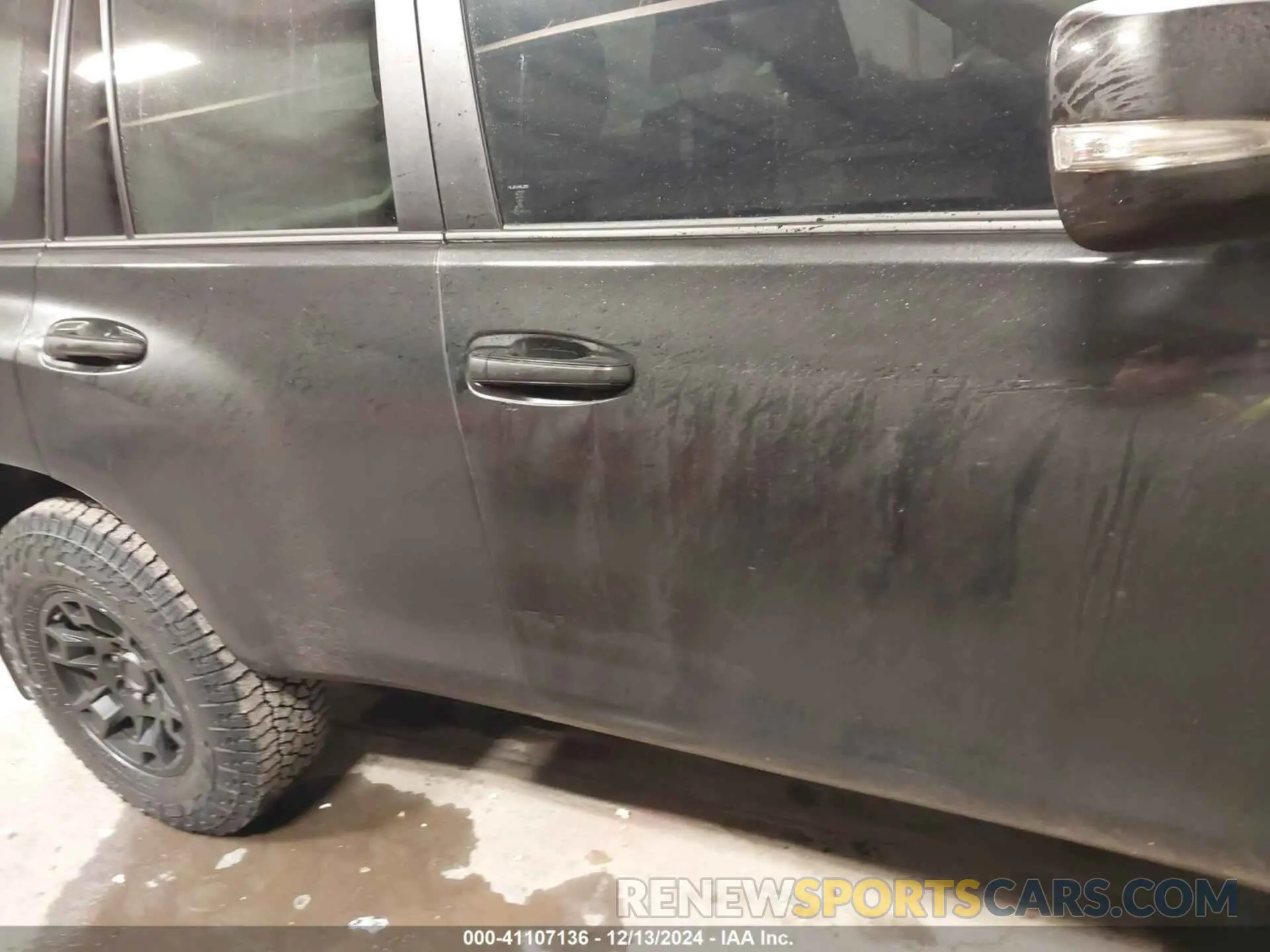 13 fotografías del automóvil dañado JTJAM7BX8P5342348 LEXUS GX 460 2023