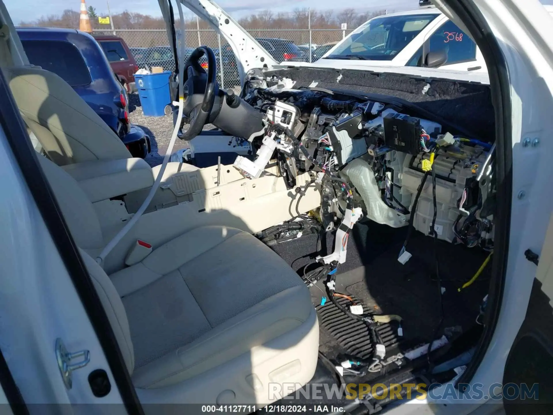5 fotografías del automóvil dañado JTJAM7BX8P5377942 LEXUS GX 460 2023