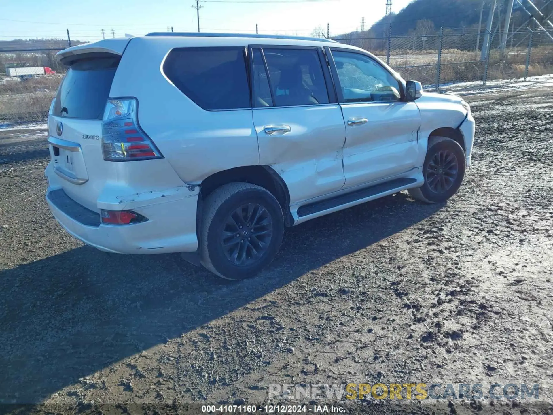 4 fotografías del automóvil dañado JTJAM7BX9P5346988 LEXUS GX 460 2023