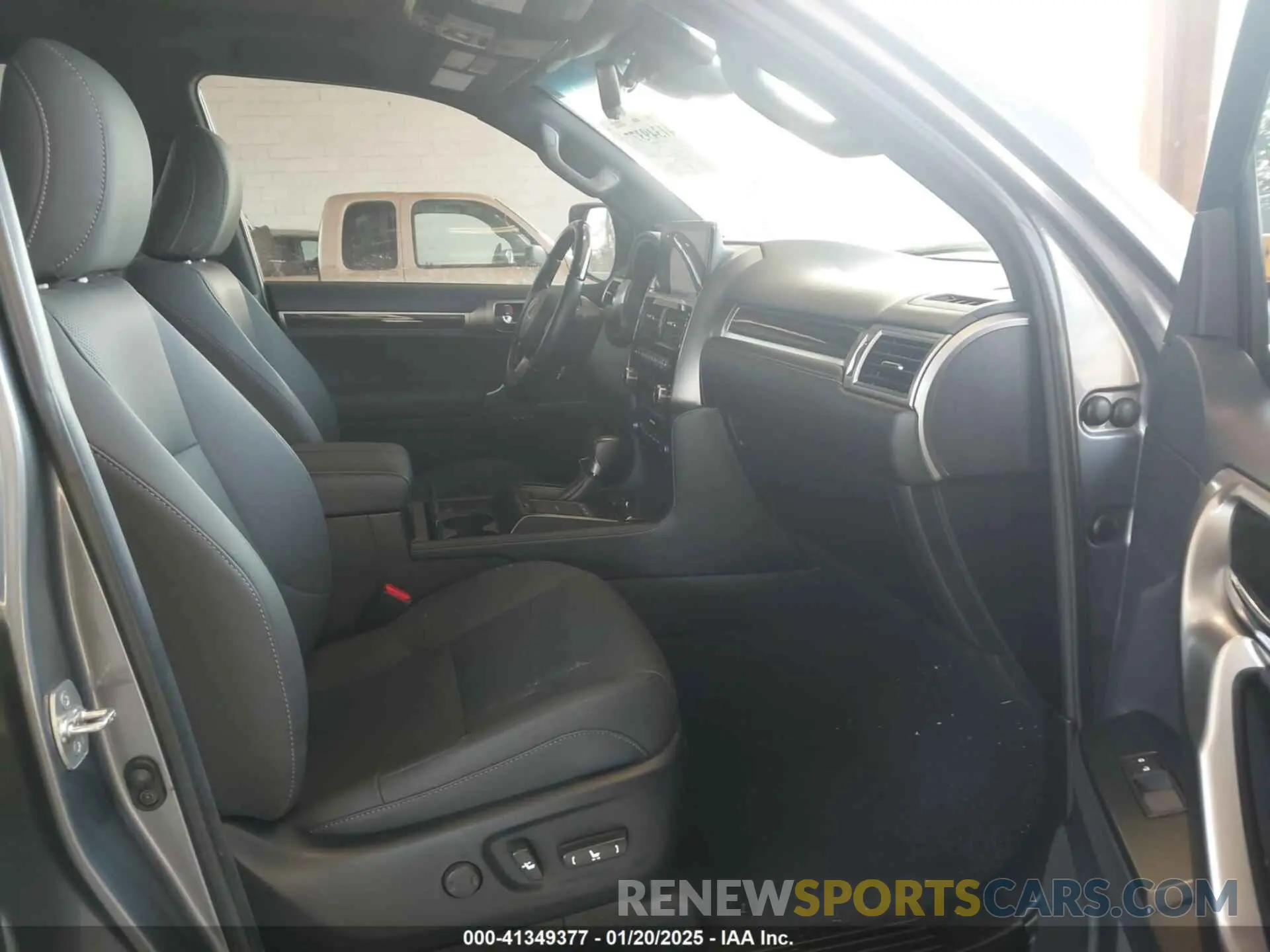 5 fotografías del automóvil dañado JTJAM7BX9P5349728 LEXUS GX 460 2023