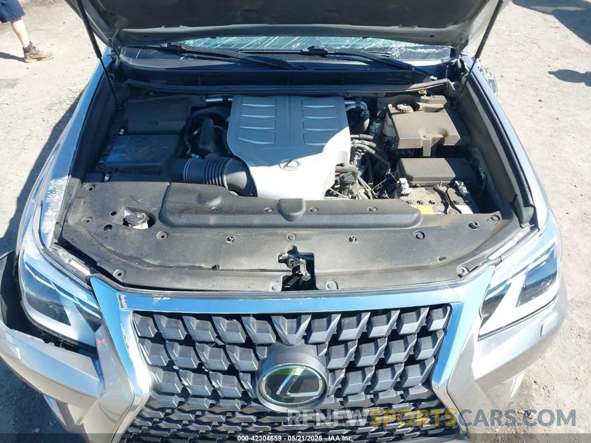 10 fotografías del automóvil dañado JTJAM7BX9P5355304 LEXUS GX 460 2023