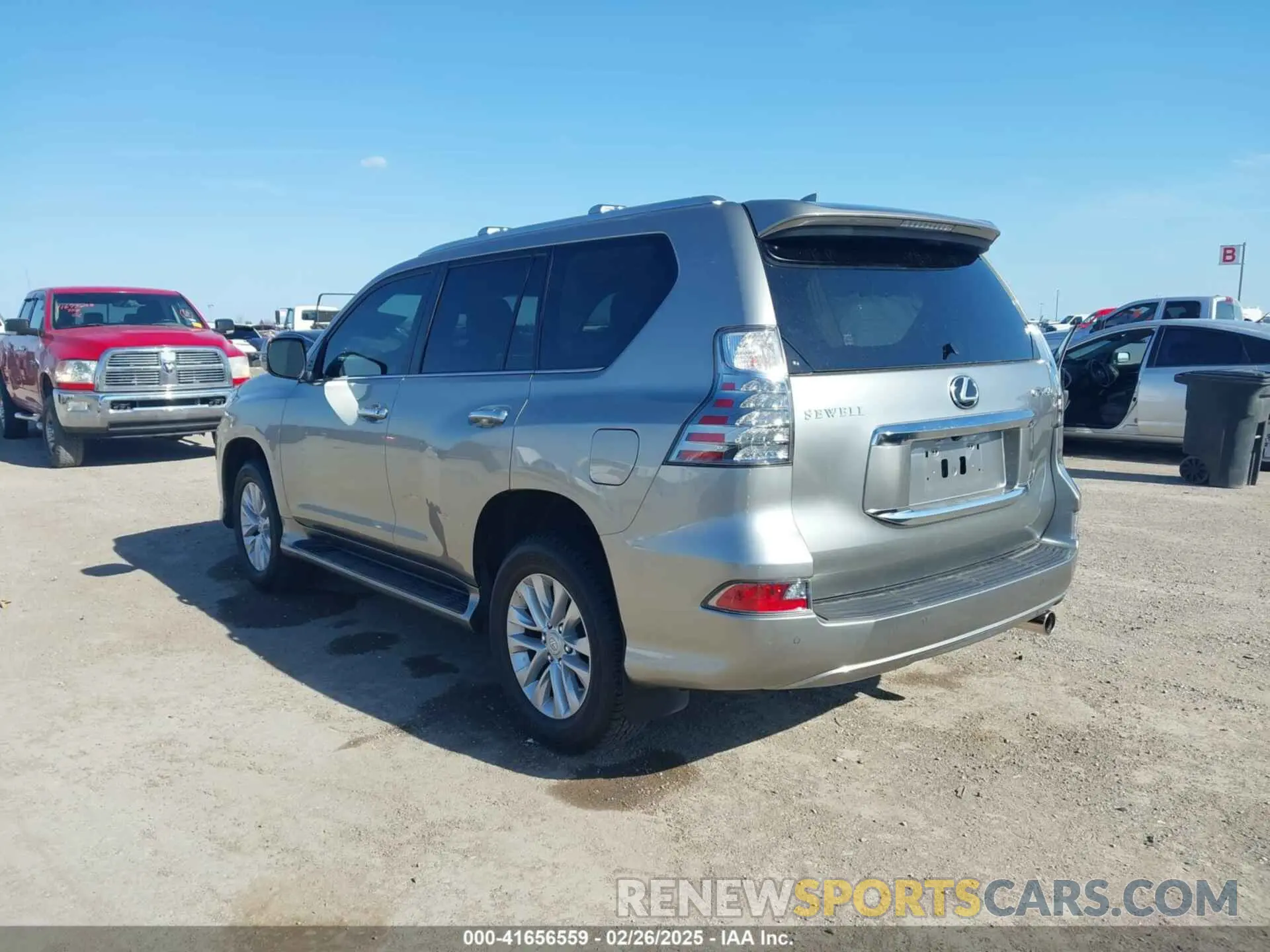 3 fotografías del automóvil dañado JTJAM7BX9P5358476 LEXUS GX 460 2023