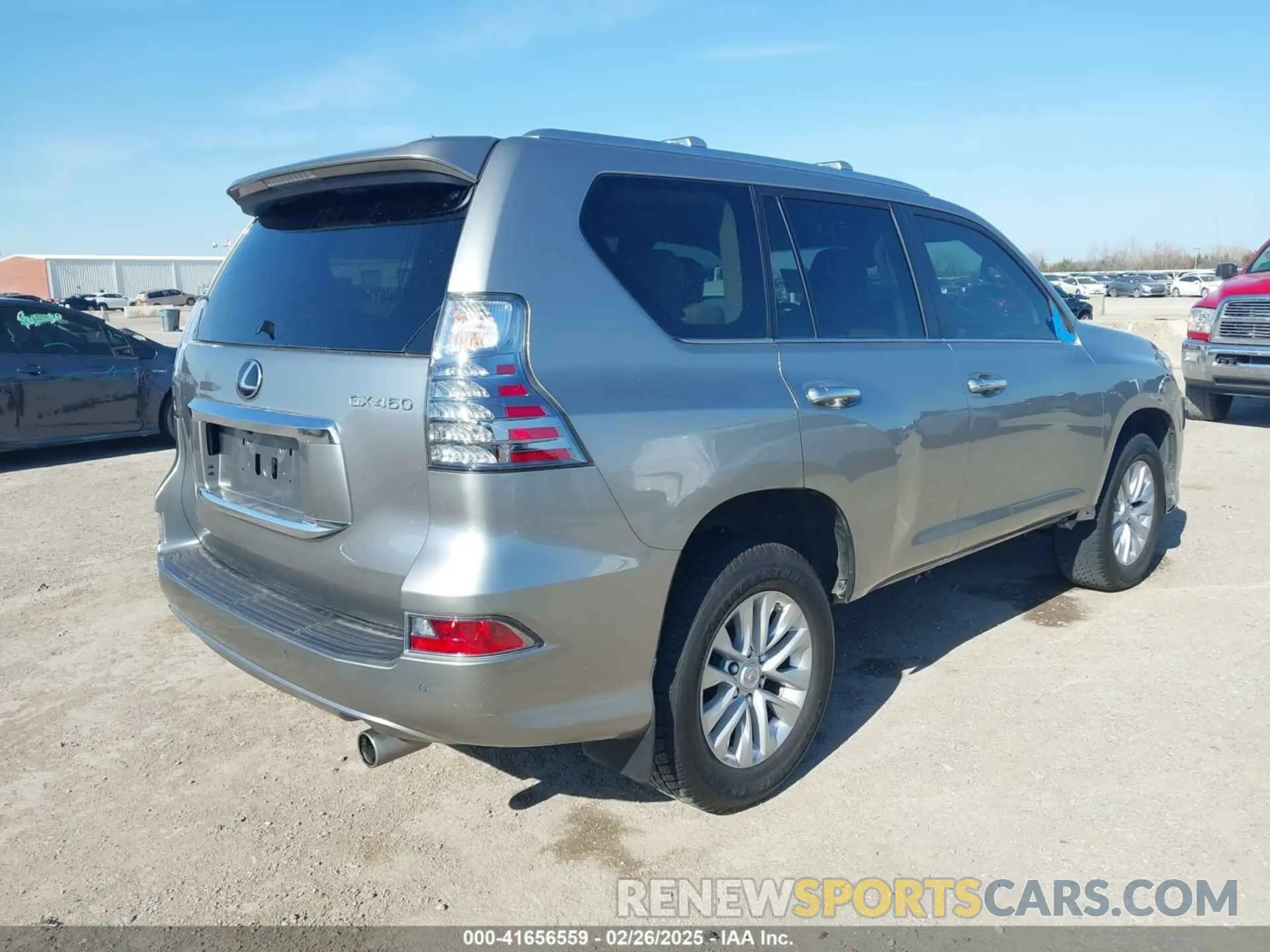 4 fotografías del automóvil dañado JTJAM7BX9P5358476 LEXUS GX 460 2023