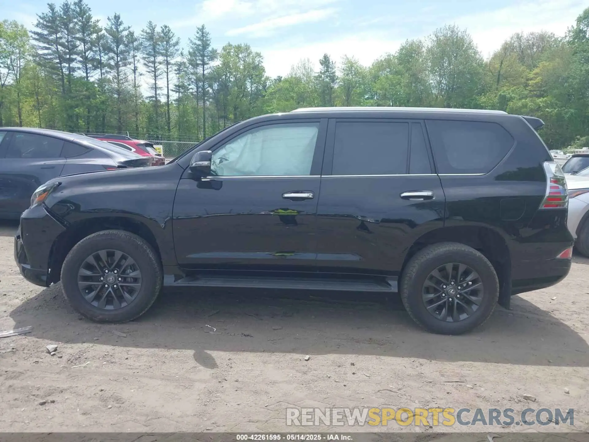 13 fotografías del automóvil dañado JTJAM7BXXP5370510 LEXUS GX 460 2023