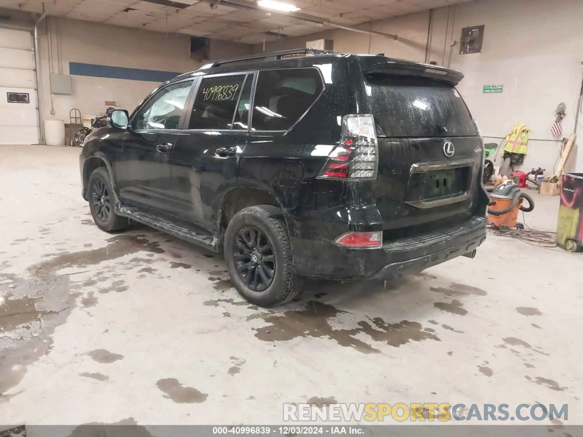 3 fotografías del automóvil dañado JTJSM7BX5P5349374 LEXUS GX 460 2023