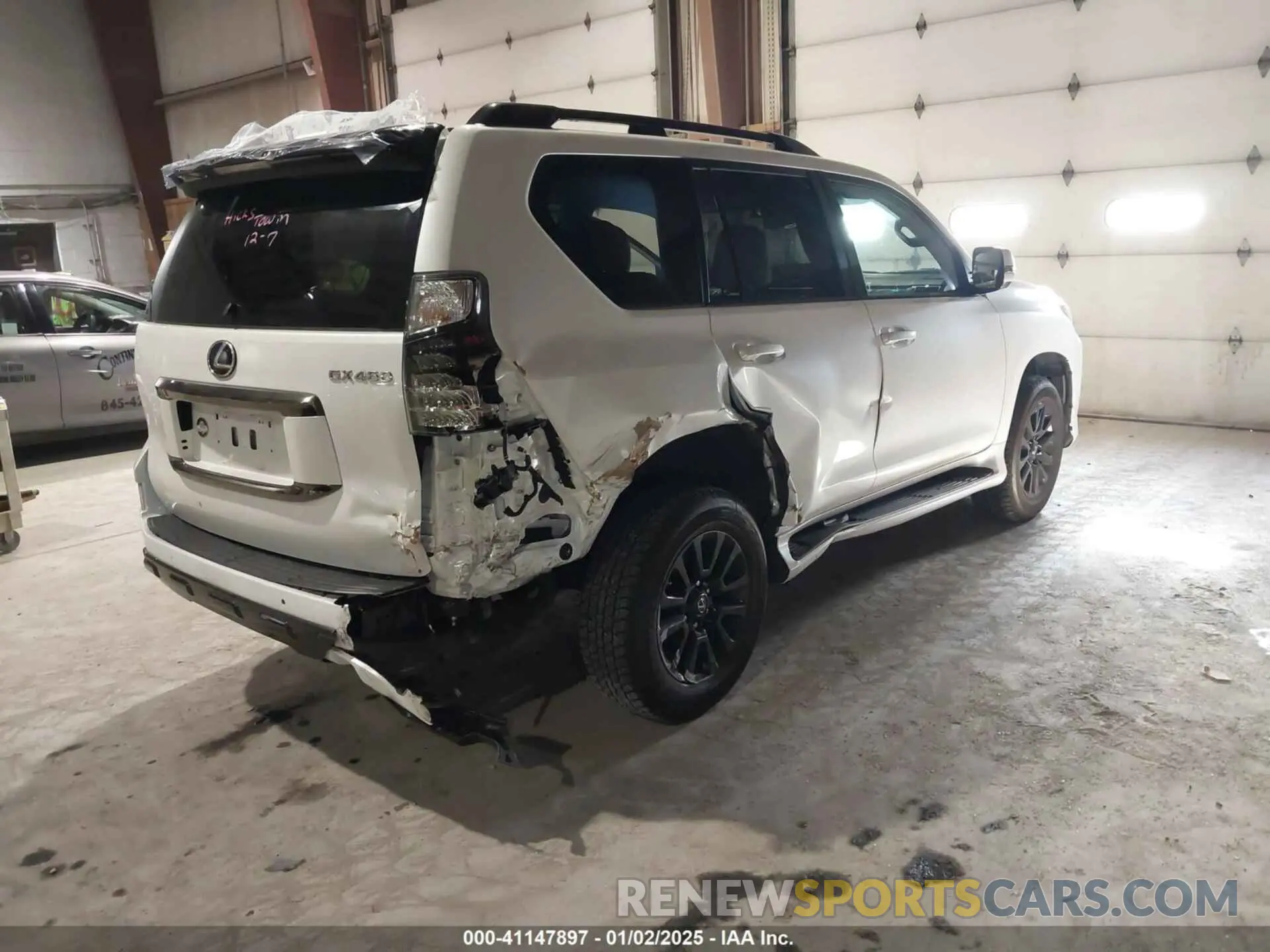 4 fotografías del automóvil dañado JTJSM7BX5P5350315 LEXUS GX 460 2023