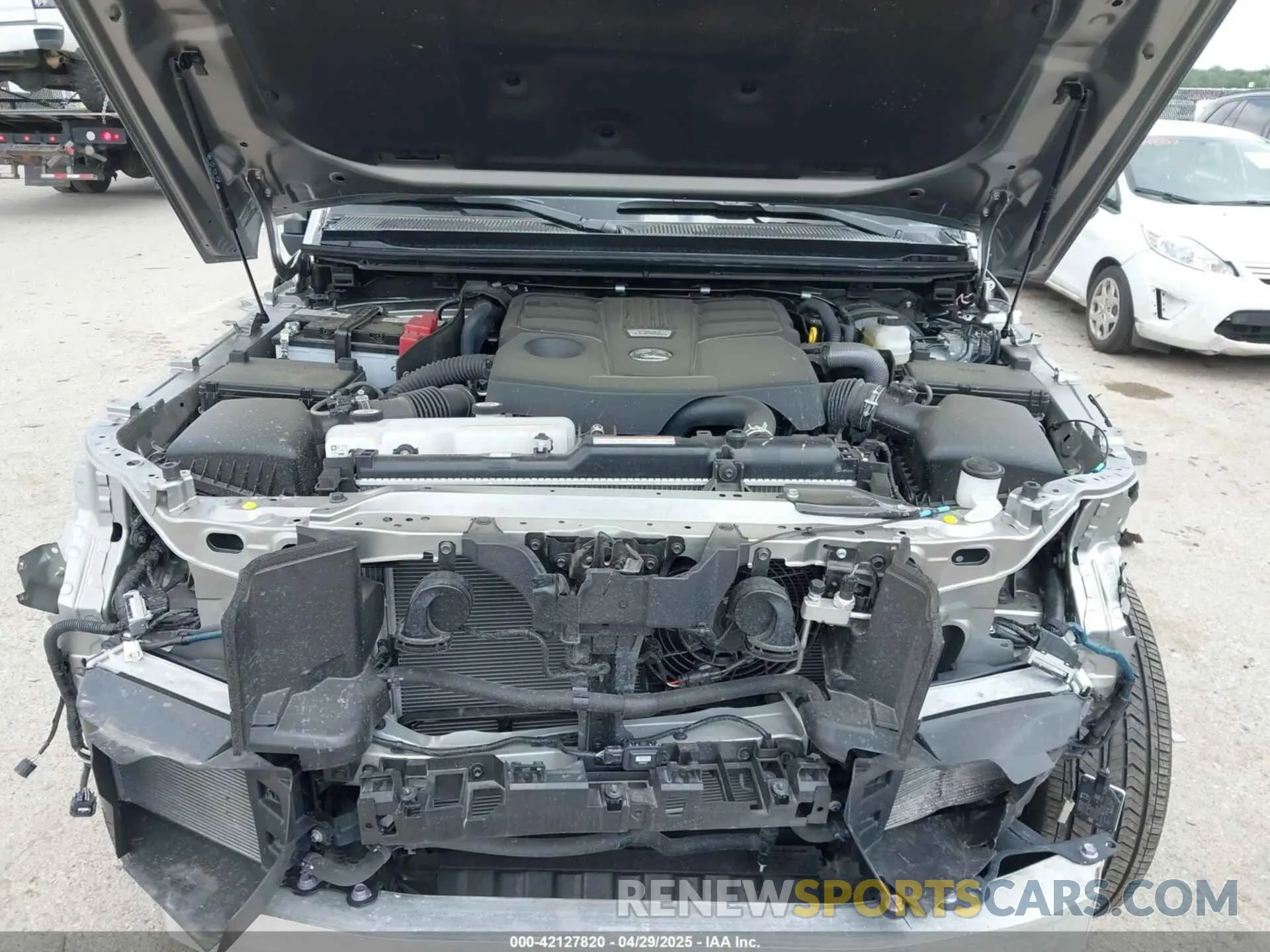10 fotografías del automóvil dañado JTJTBCDX1R5019928 LEXUS GX 550 2024