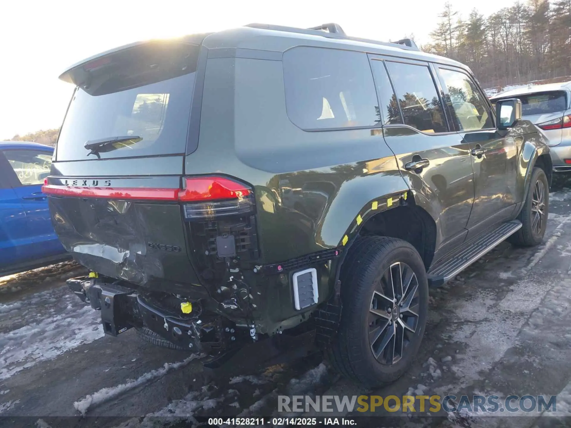 4 fotografías del automóvil dañado JTJTBCDX2R5021090 LEXUS GX 550 2024