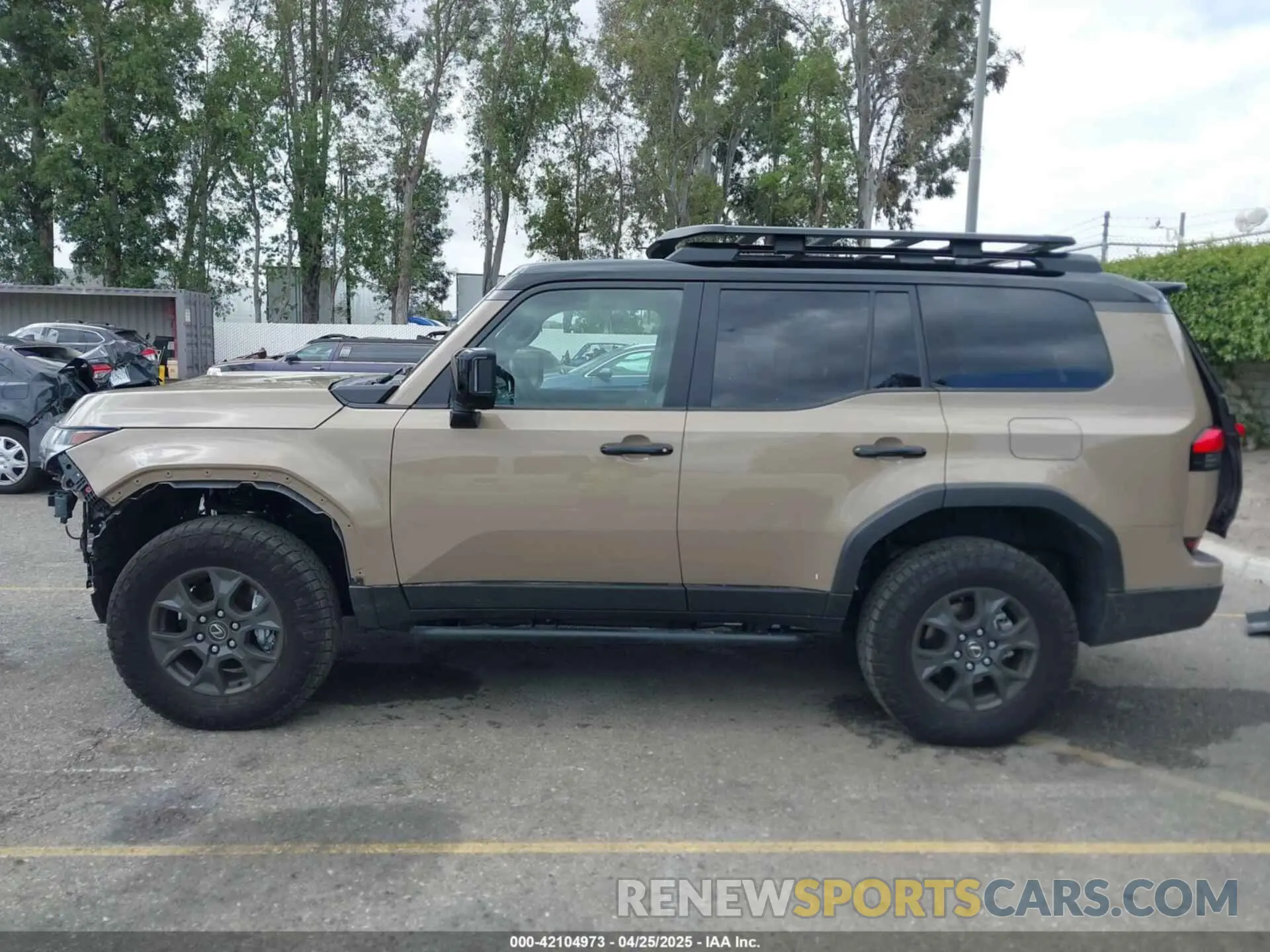 15 fotografías del automóvil dañado JTJTBCDX3R5022345 LEXUS GX 550 2024