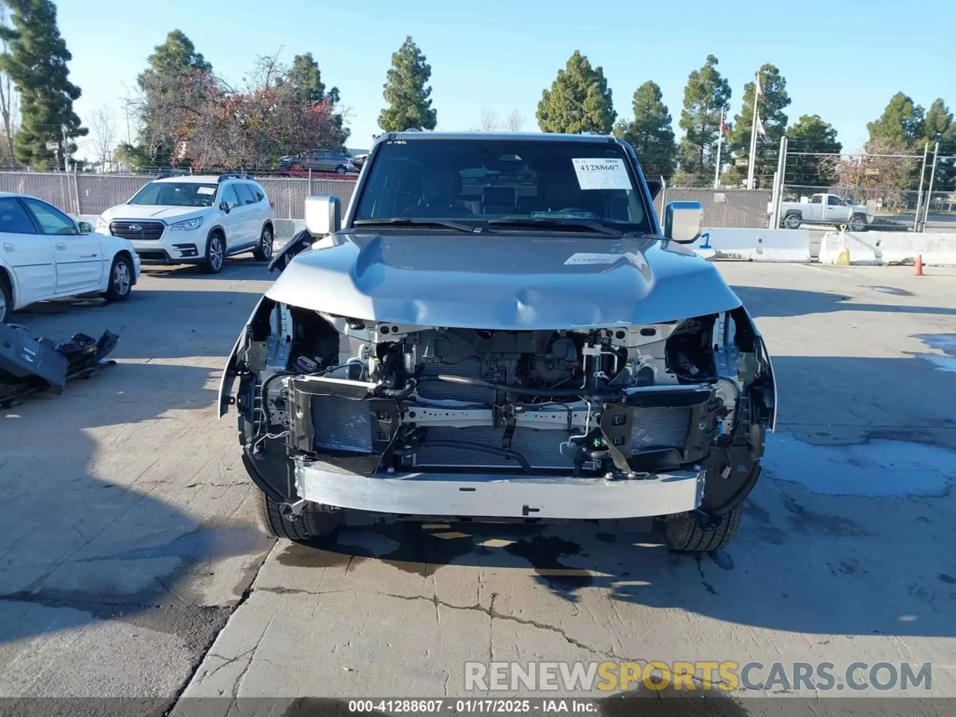 13 fotografías del automóvil dañado JTJTBCDX5R5025053 LEXUS GX 550 2024
