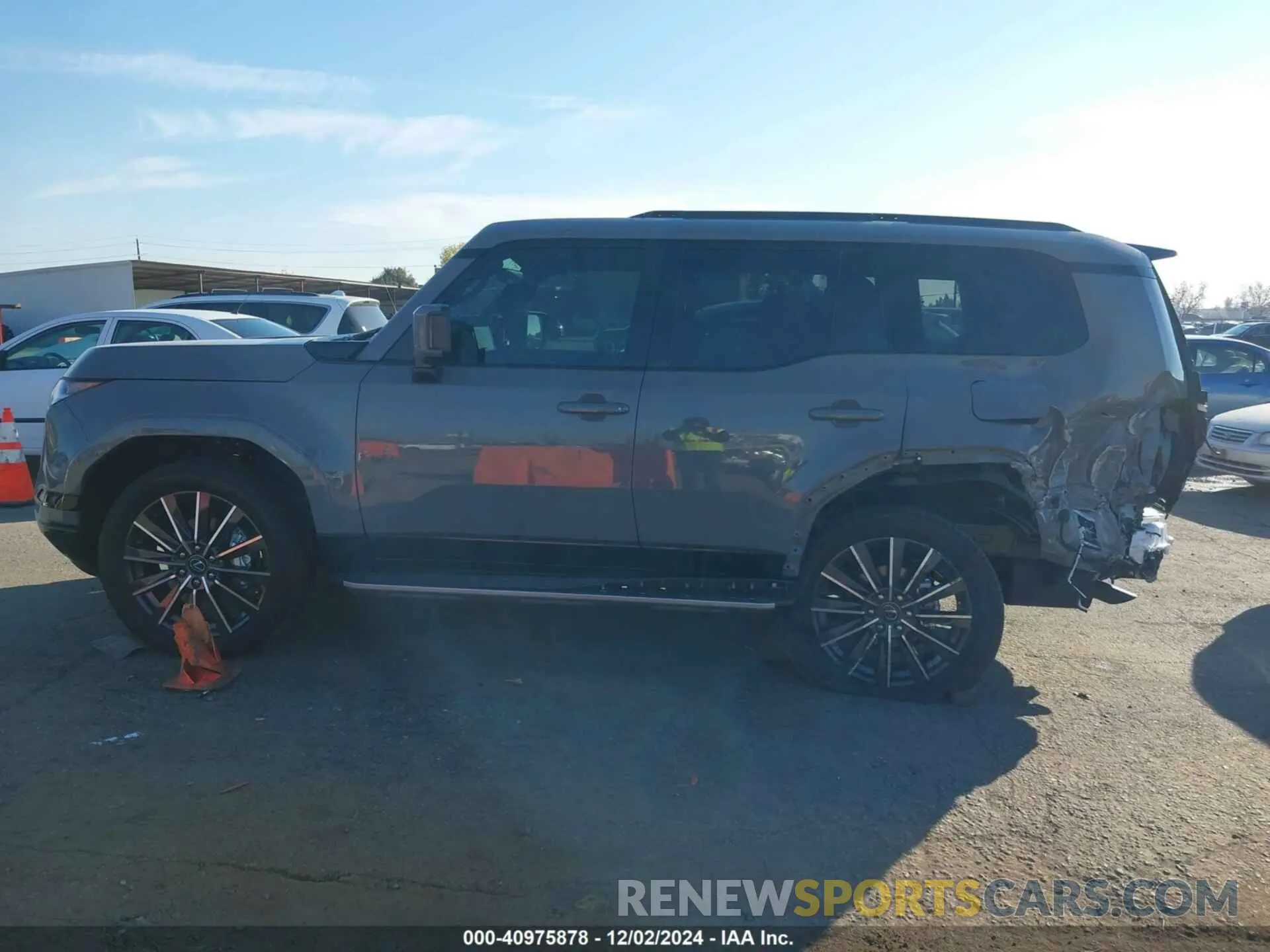 15 fotografías del automóvil dañado JTJVBCDX4R5015803 LEXUS GX 550 2024