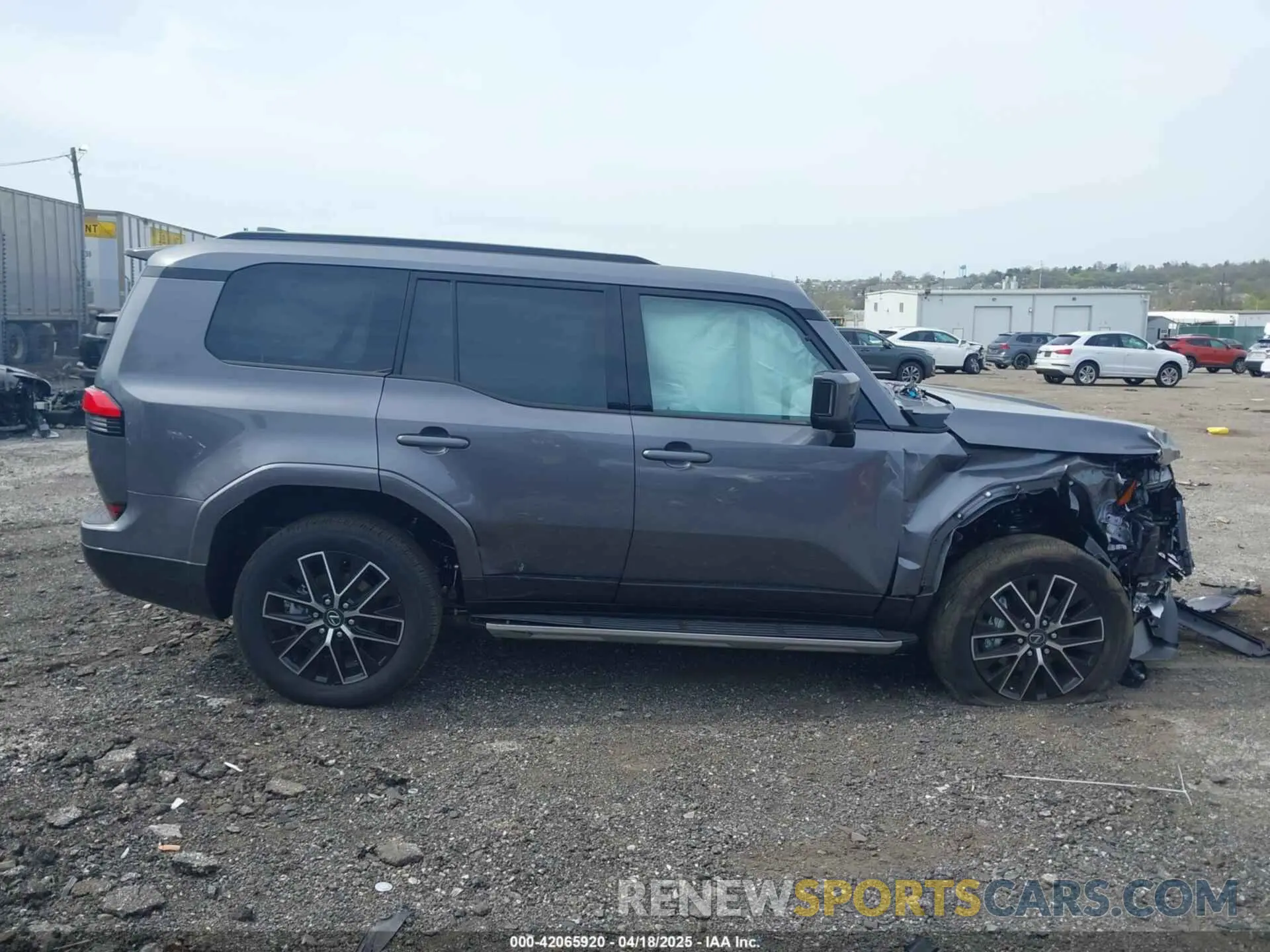 11 fotografías del automóvil dañado JTJTBCDX4S5039077 LEXUS GX 550 2025