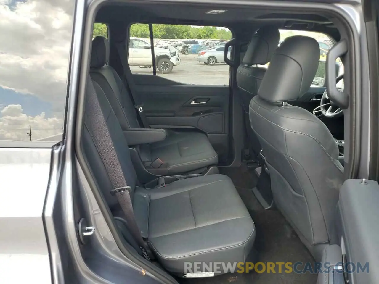 11 fotografías del automóvil dañado JTJTBCDX1R5027690 LEXUS GX 550 PRE 2024