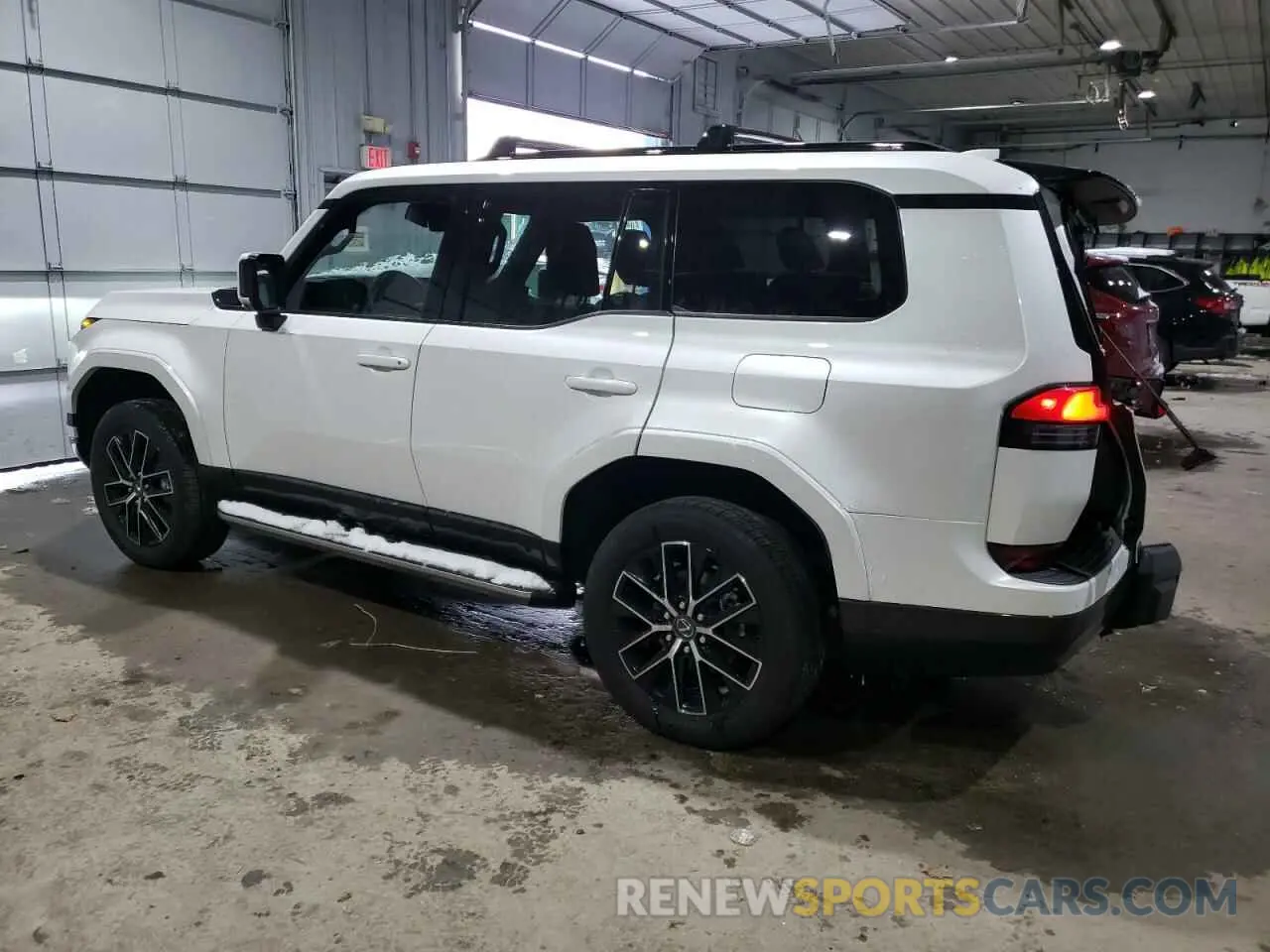 2 fotografías del automóvil dañado JTJTBCDX4R5000418 LEXUS GX 550 PRE 2024