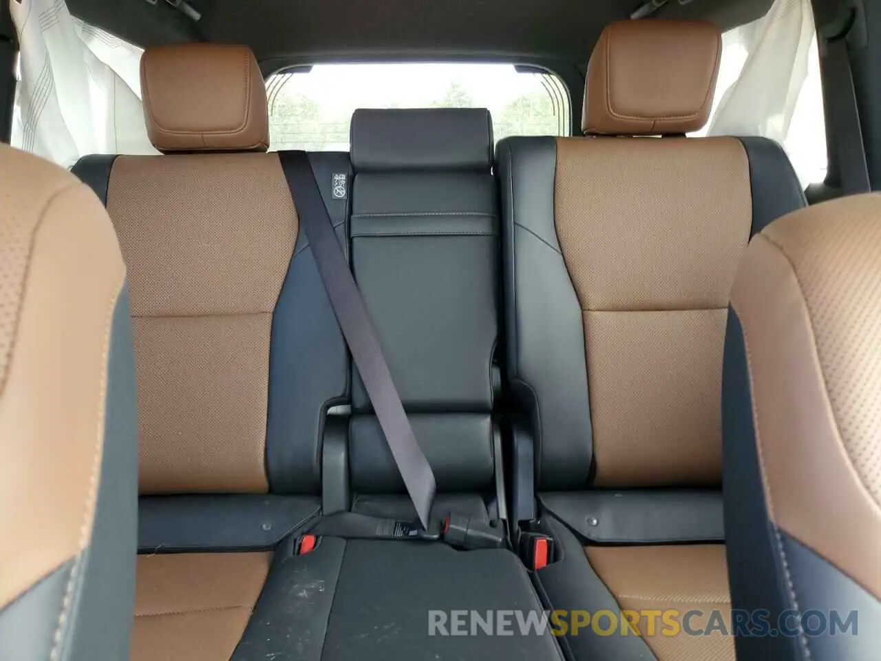 10 fotografías del automóvil dañado JTJTBCDX5R5023593 LEXUS GX 550 PRE 2024